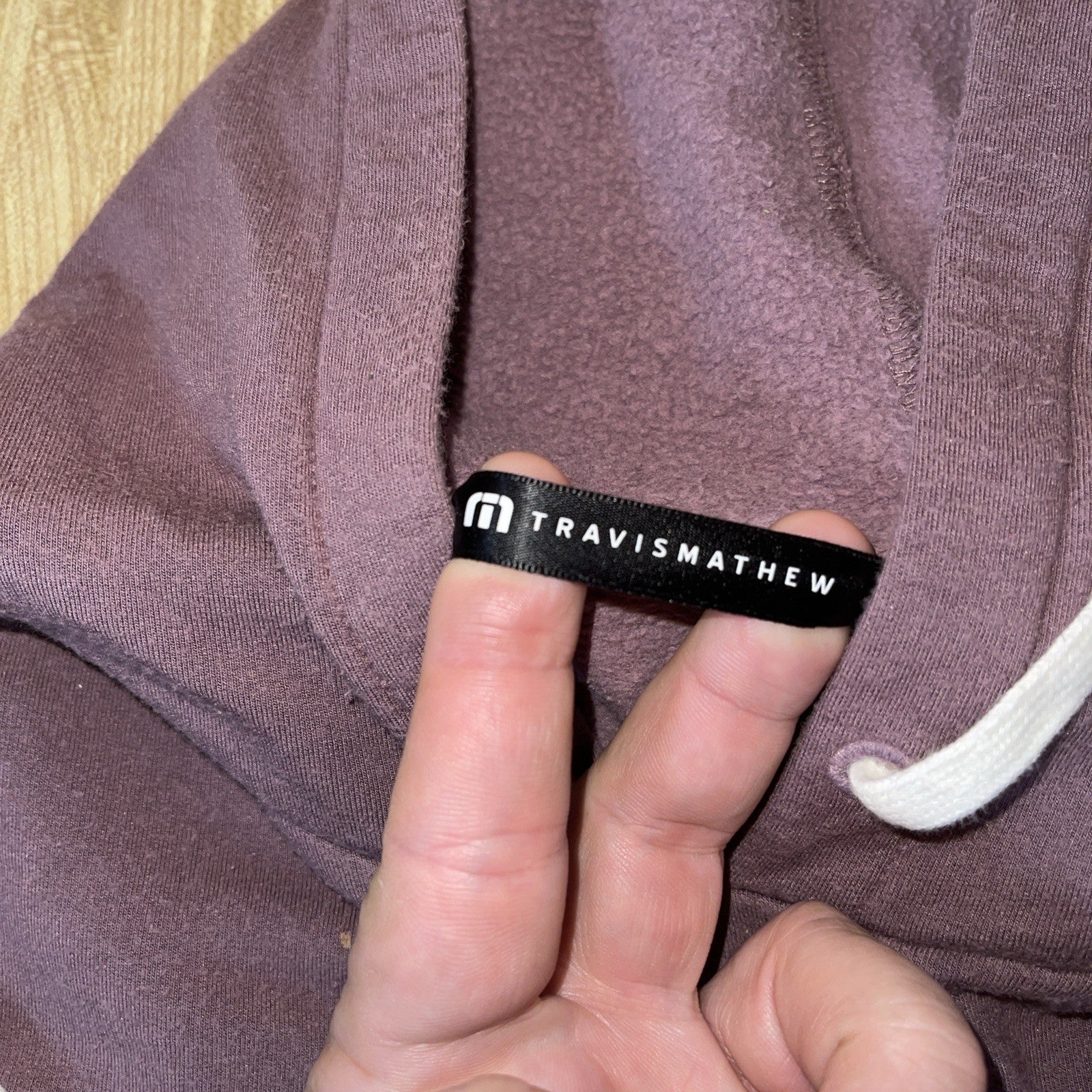 Travis Mathew Hoodie Large 