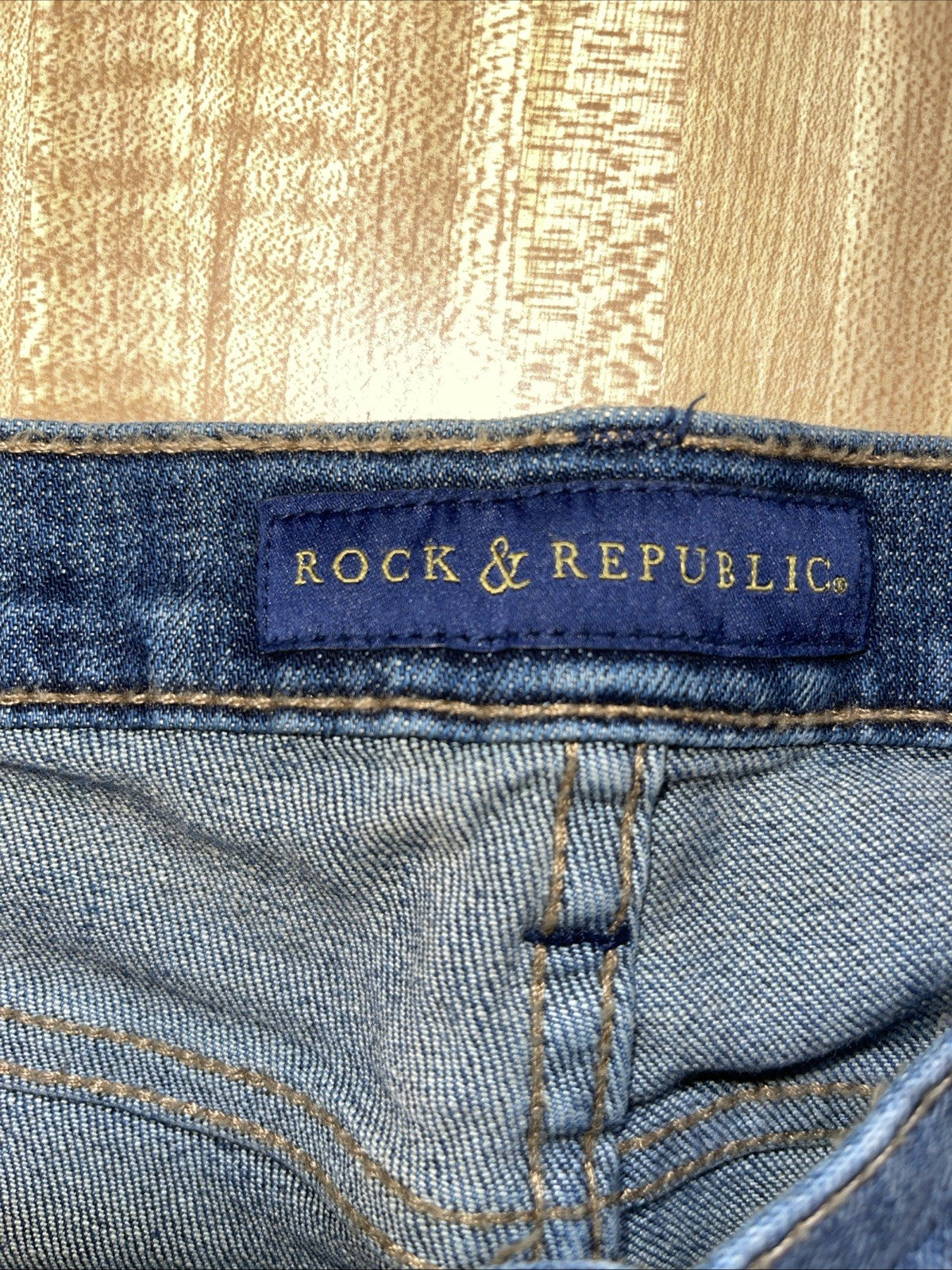 Rock & Republic Kasandra Flared  BootcutJeans 14