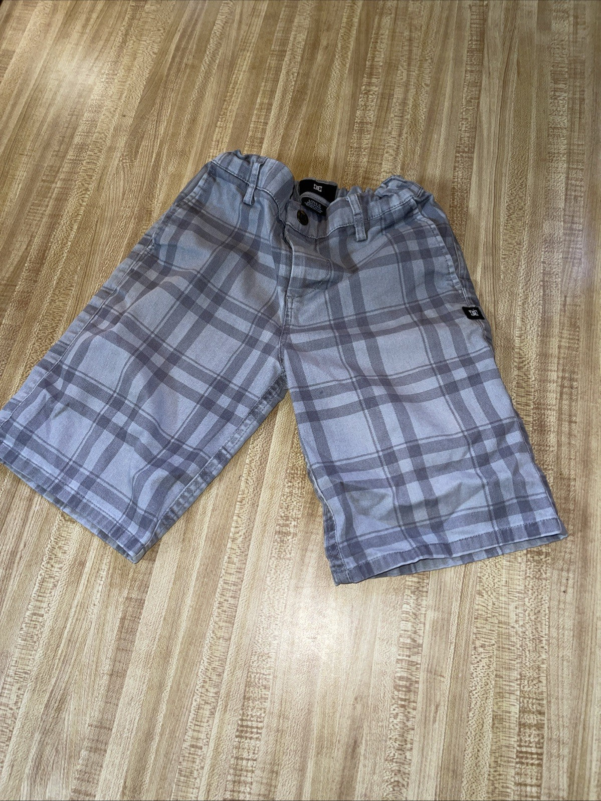 DC Boys Shorts Large 