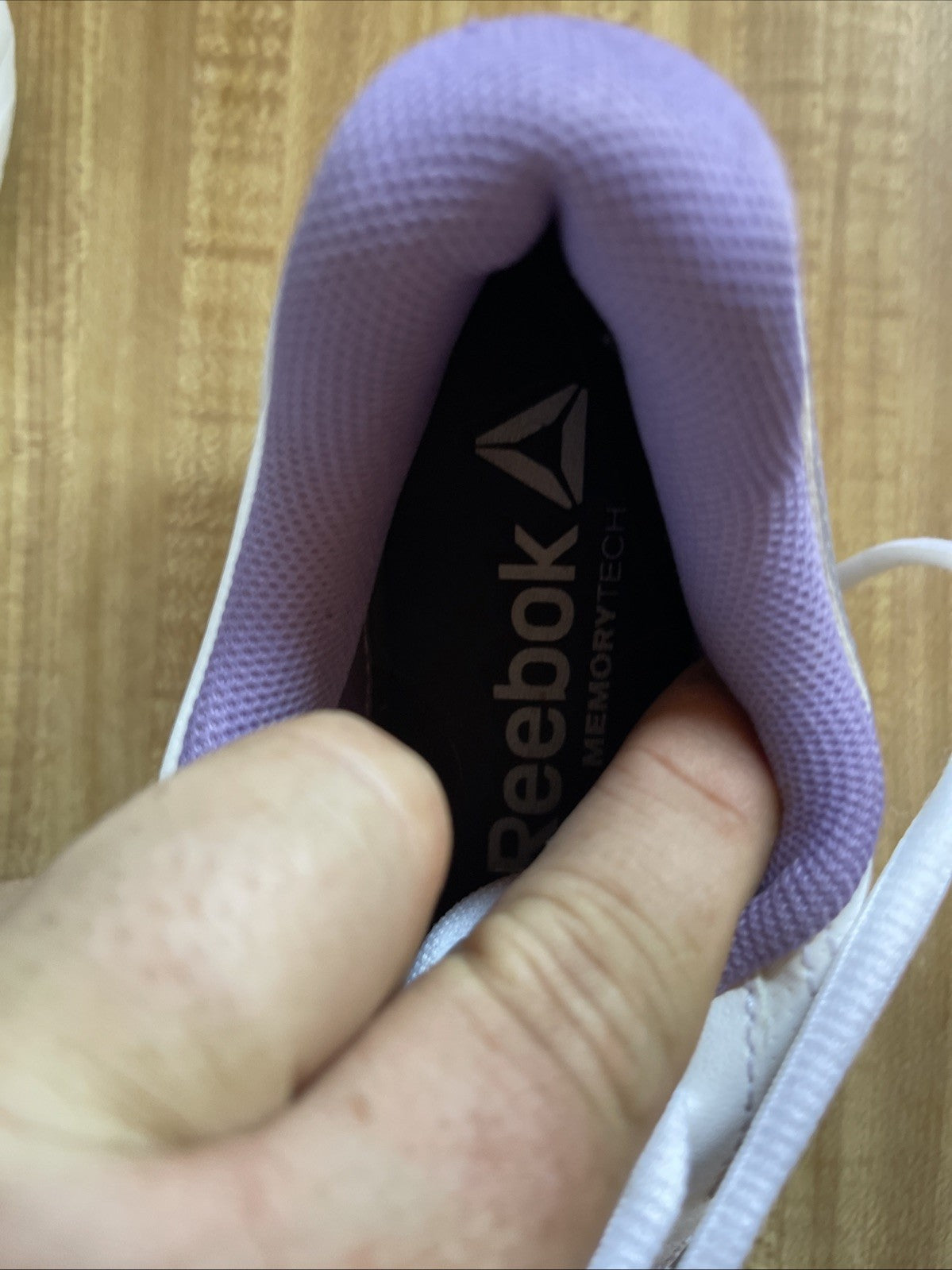 Reebok Memorytech Size 7.5 
