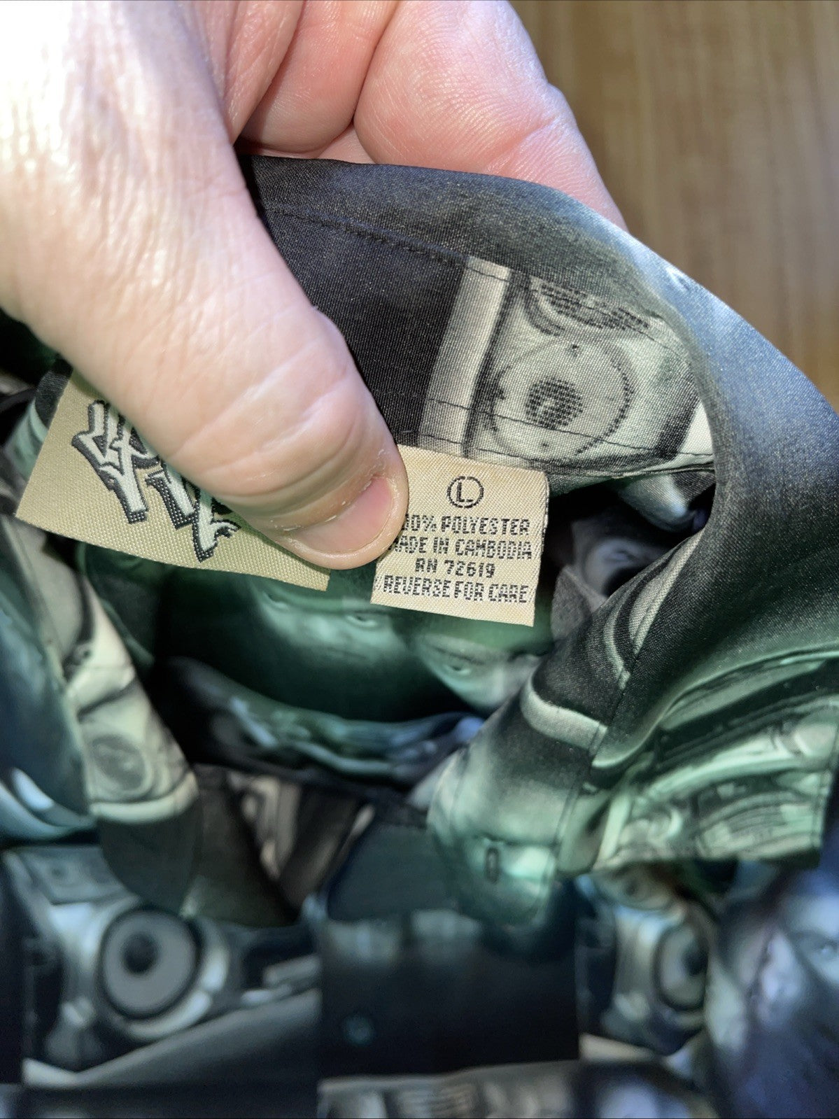 Vintage Rap Hiphop Streetwear Button Up Large Boombox