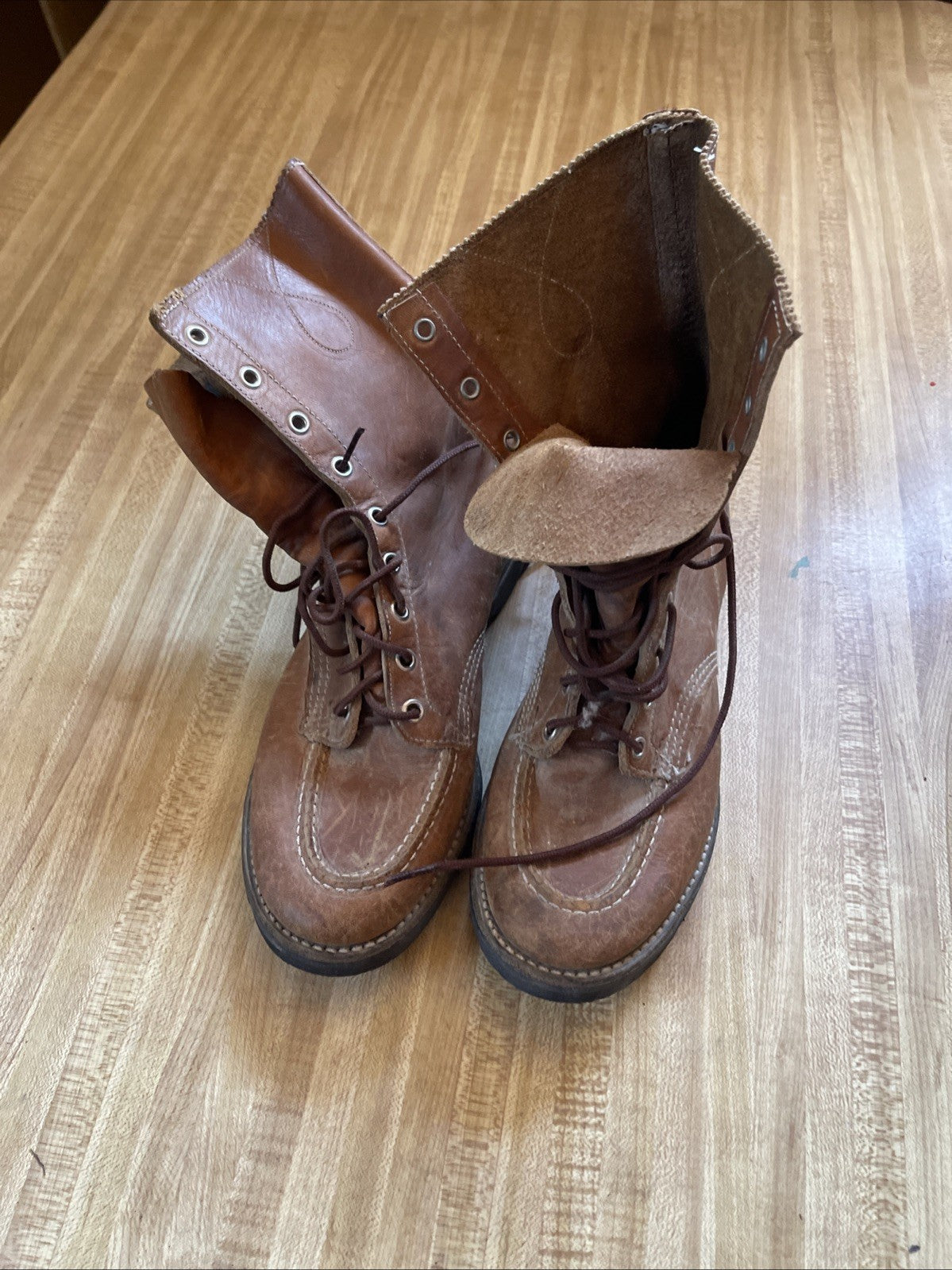 Chippewa Shoe Company Boots 7.5
