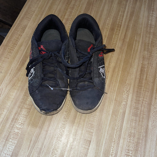 world industries skate shoes 9.5