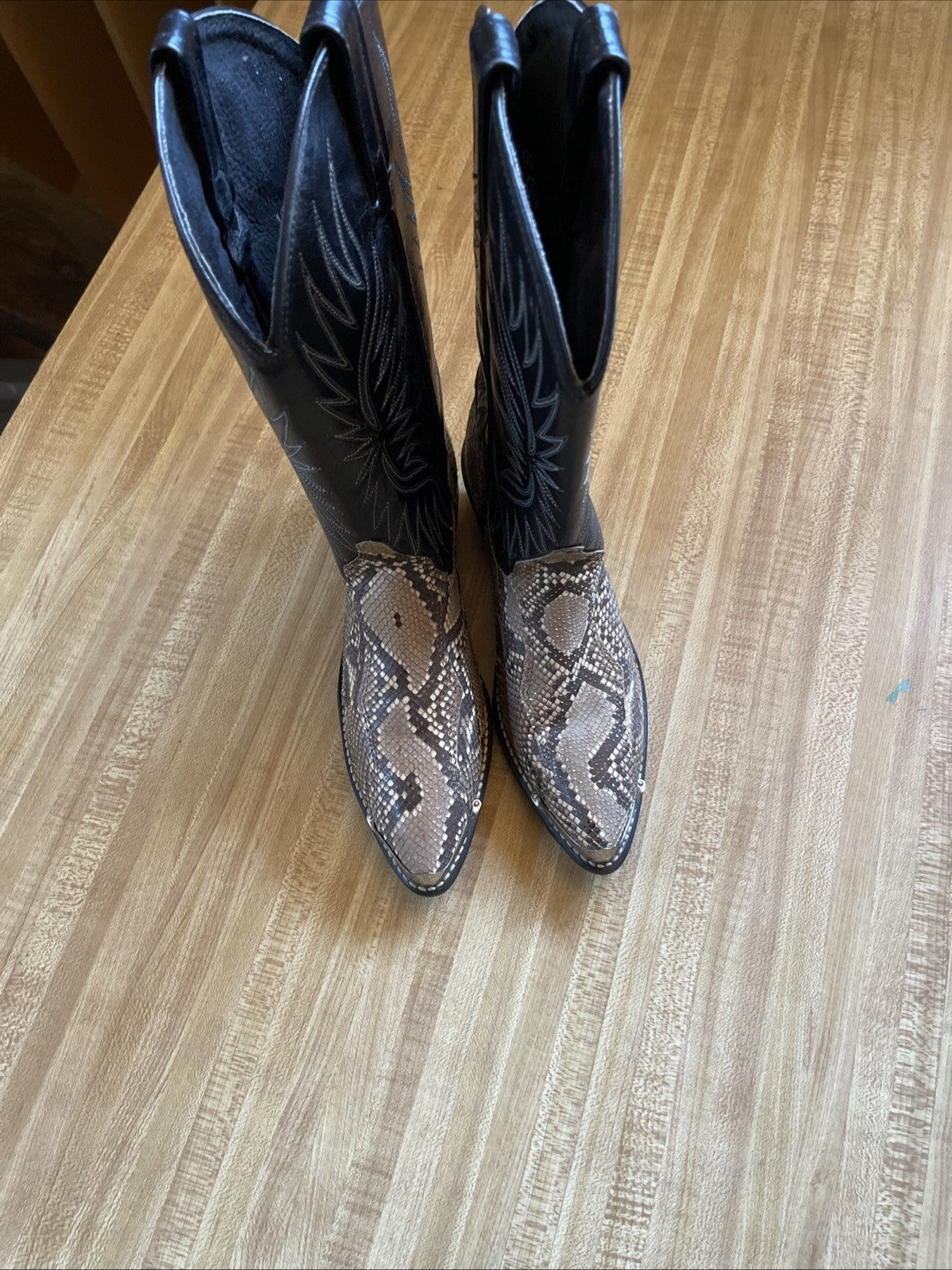 Vintage Cowboy Boots 6