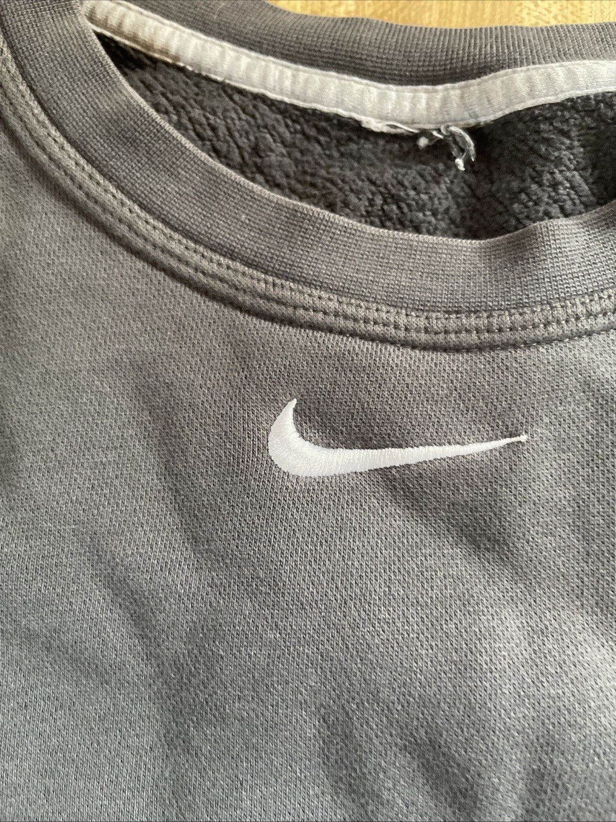 Center Swoosh Nike Sweatshirt Large 