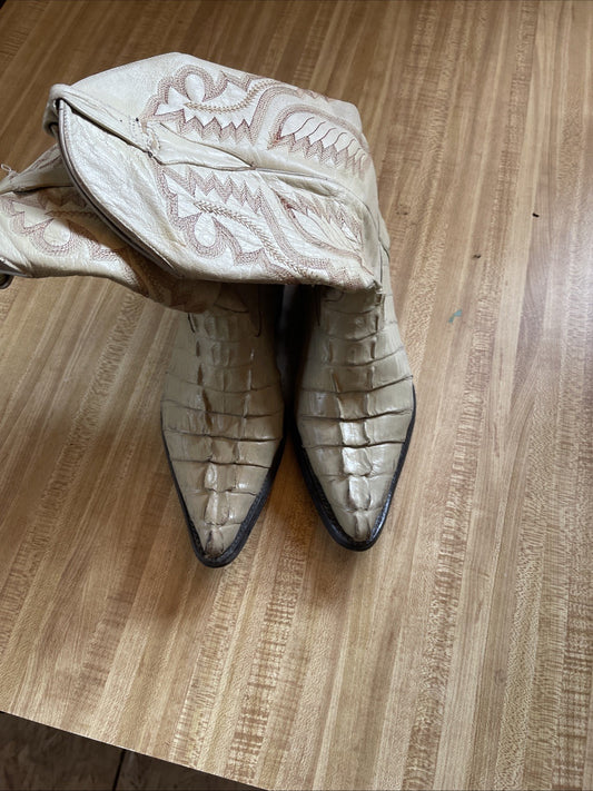 Cowboy Boots 7.5 Need New Soles