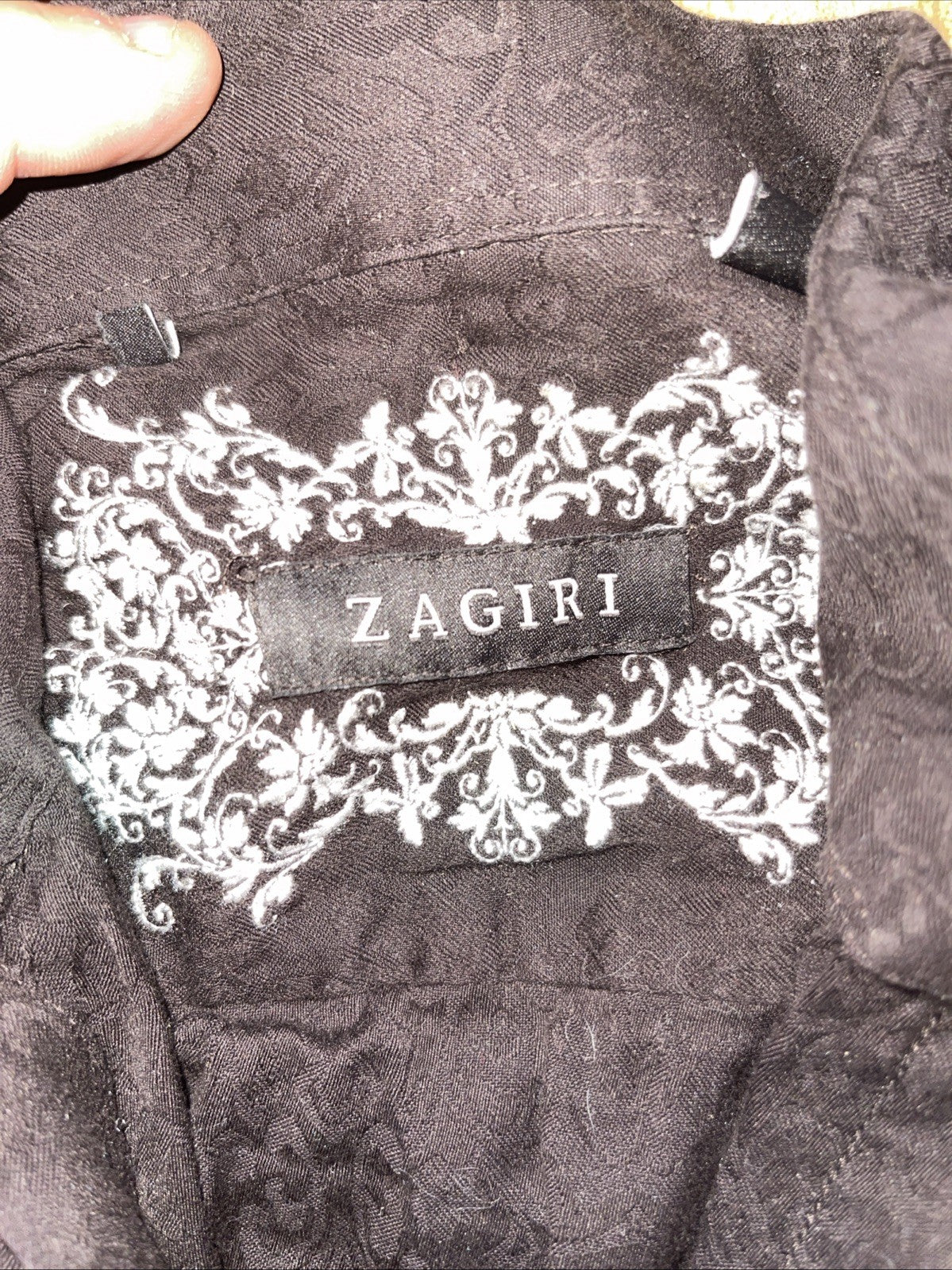 zagiri button up shirt Medium 
