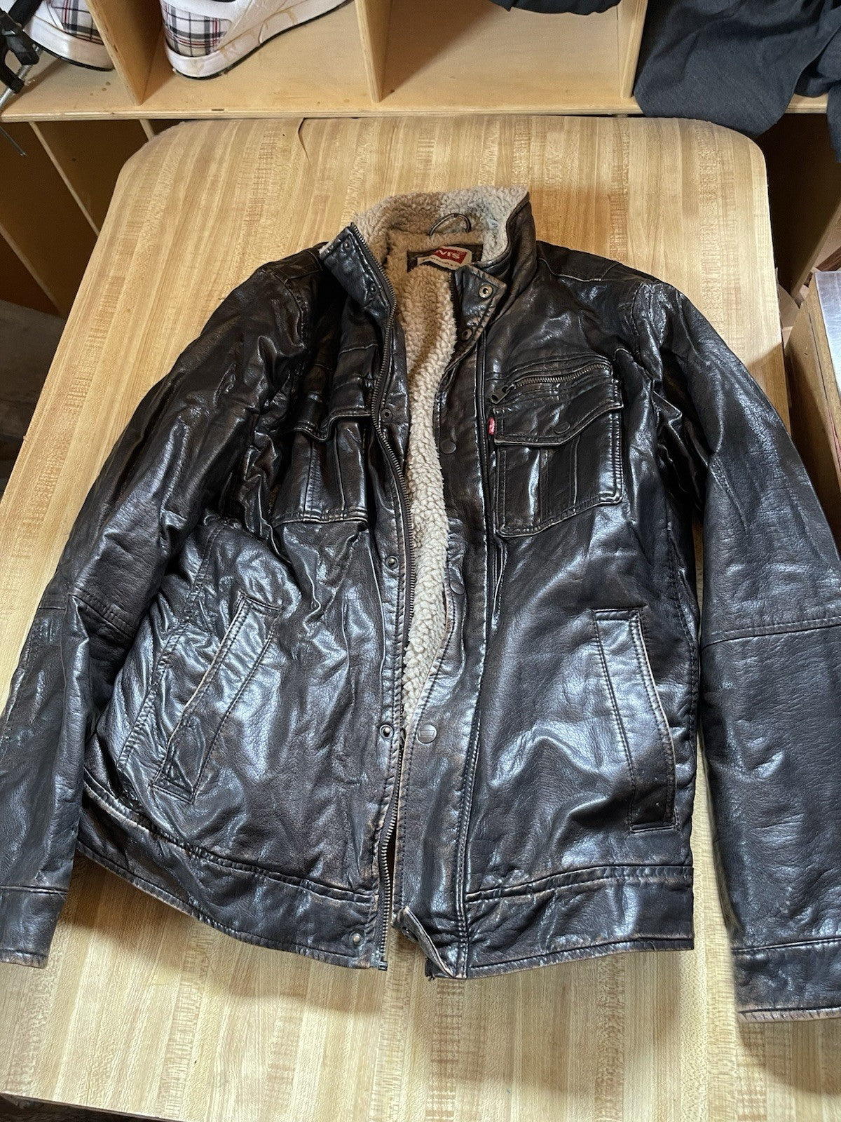 Levi’s Bomber Jacket Medium 