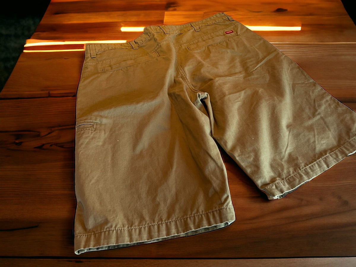 Levi’s Shorts 36