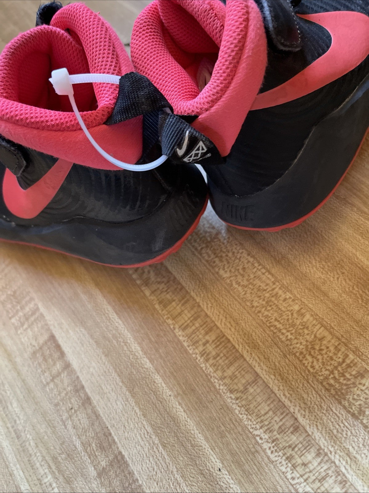 Nike Team Hustle Sneakers 1Y