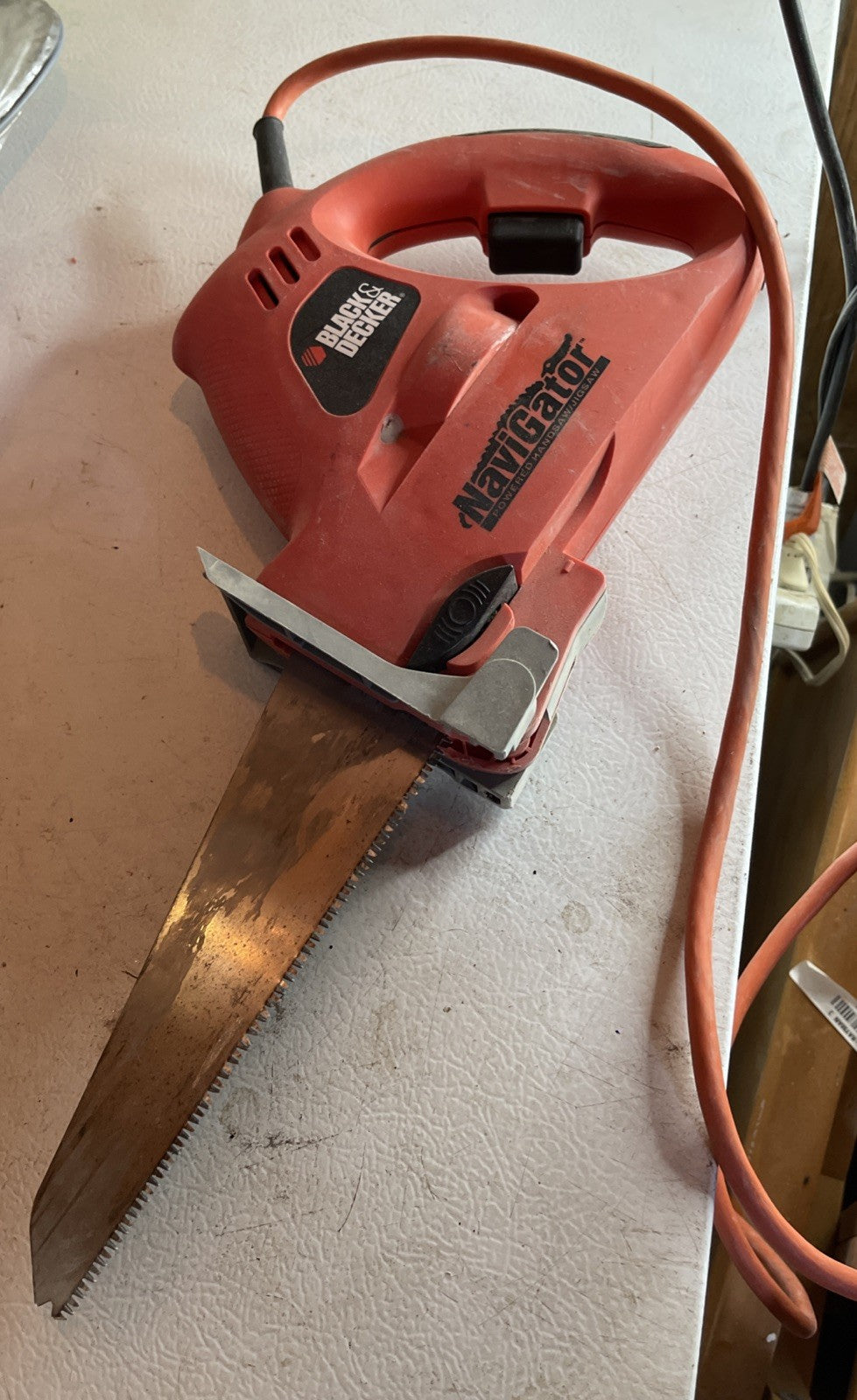 black and decker navigator saw