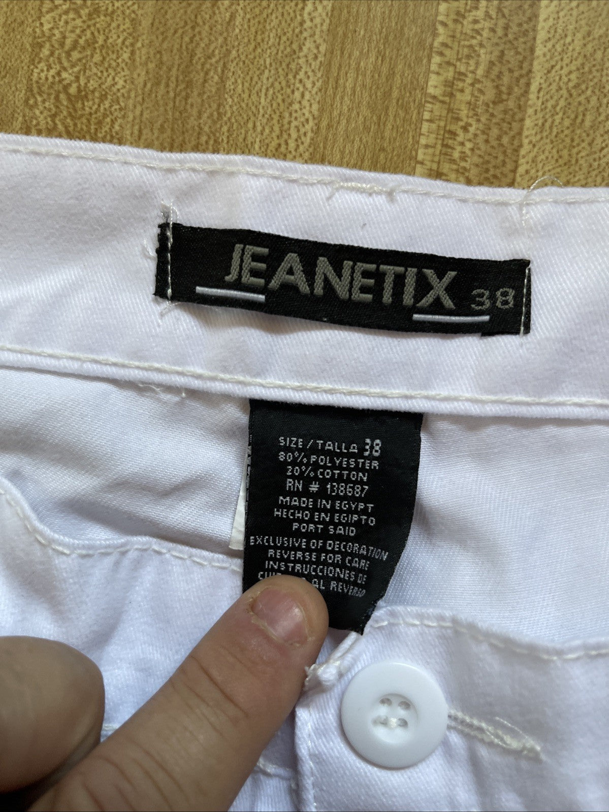 Jeanetix Cargo Shorts NWT 38