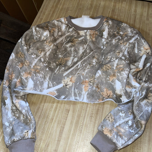 Comfrt Sweater XL Camo Cropped 