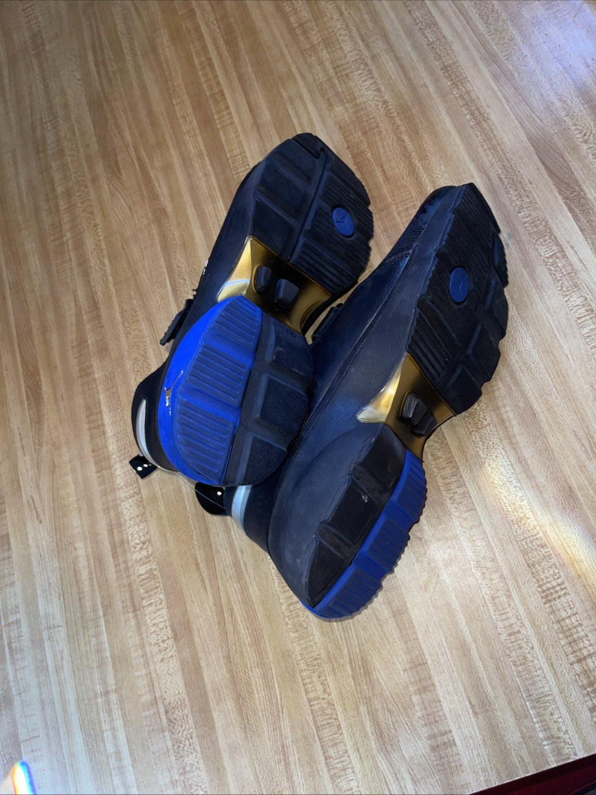 Jordan Trunner Suze 14