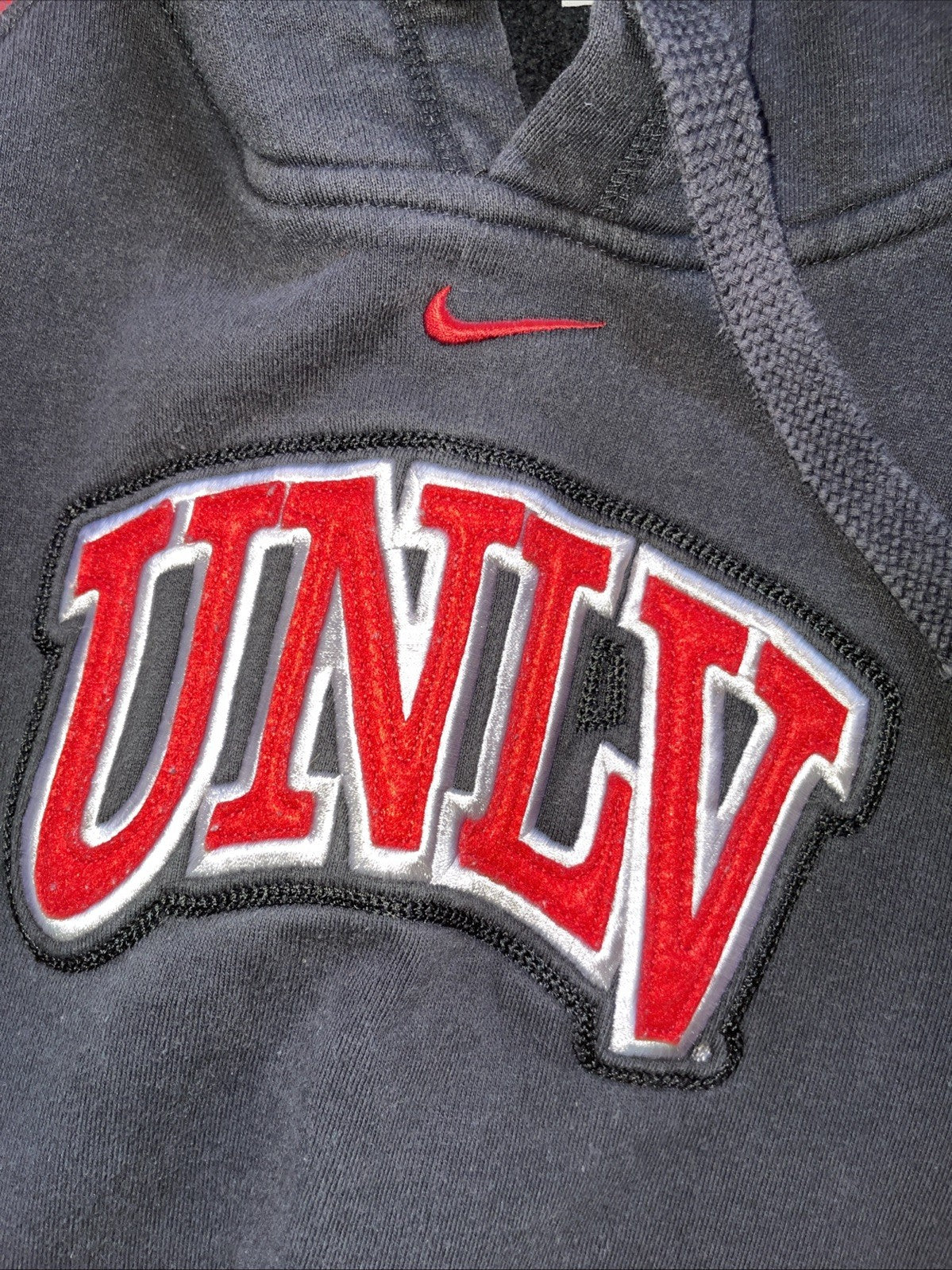Nike UNLV Center Swoosh Hoodie Medium 