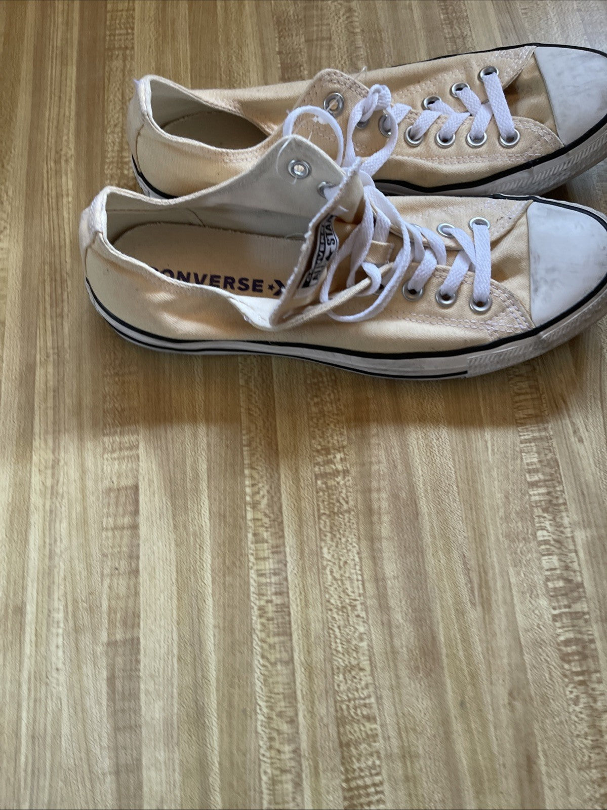 Converse All Star Men’s 9 Women’s 11