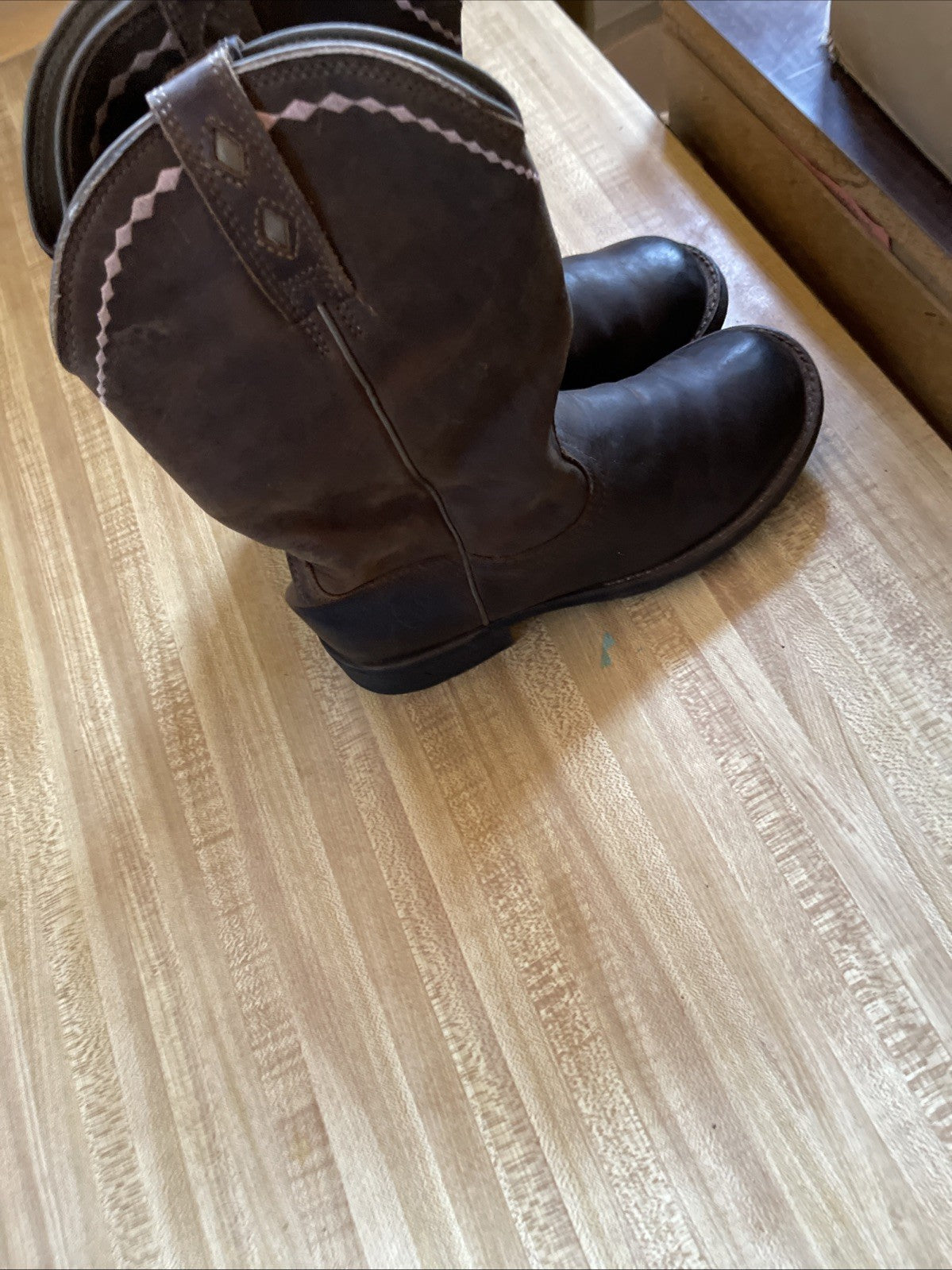 Ariat Boots Women’s 7.5