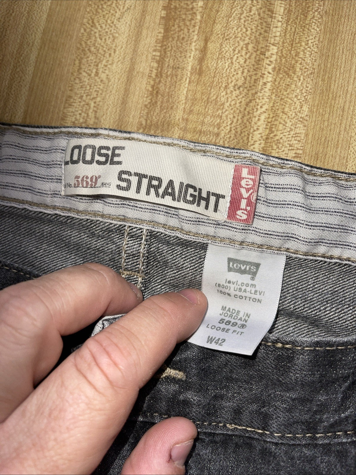 Levi’s 569 Loose Straight Jorts 42