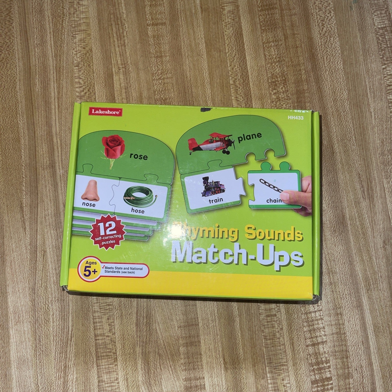 Lakeshore Rhyming Sounds Match Up  puzzle 12 self correcting Hh433 