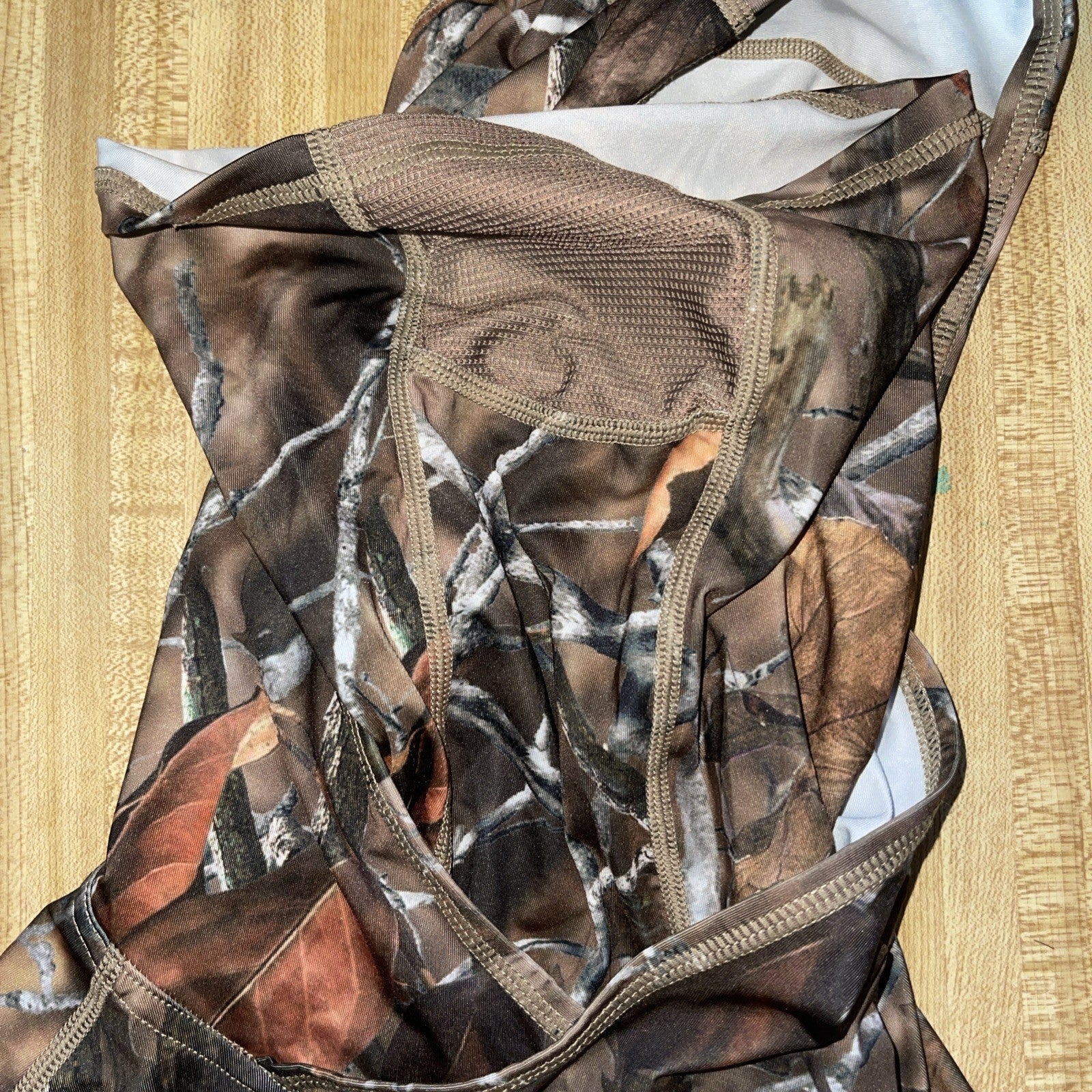 Bassdash Hoodie With Face Mask Large Woodland Camo