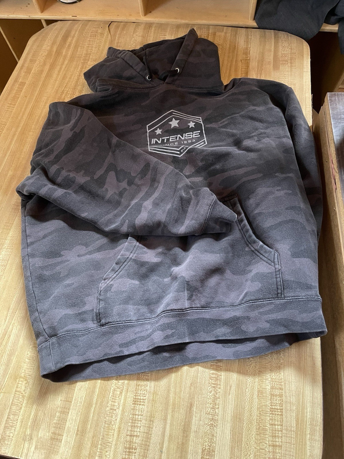Intense Brand Camo Hoodie Large 
