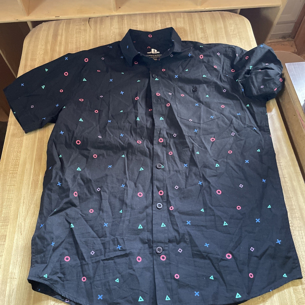 PlayStation Button Up XL