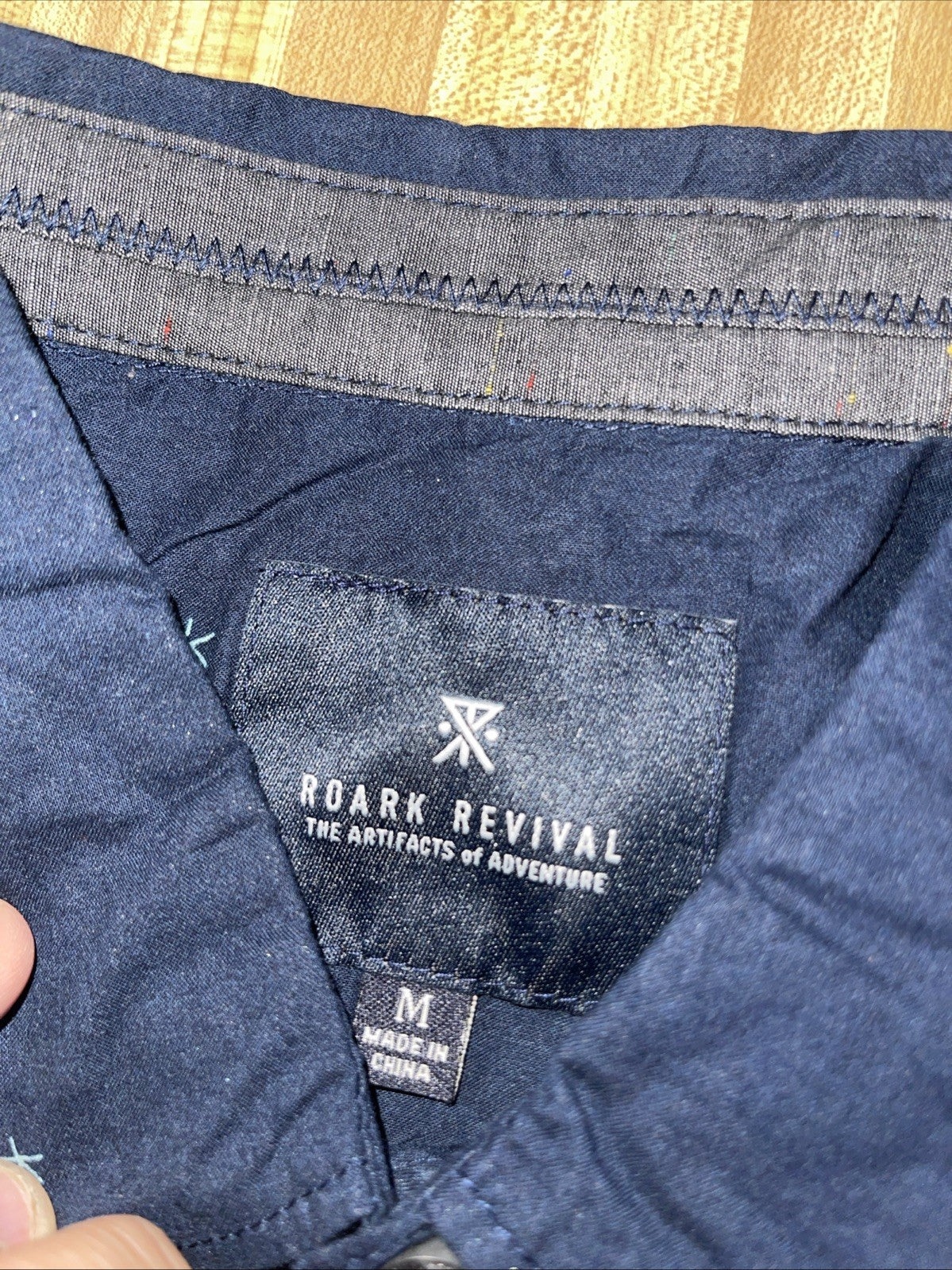 Roark Revival Button Up Medium NWT 