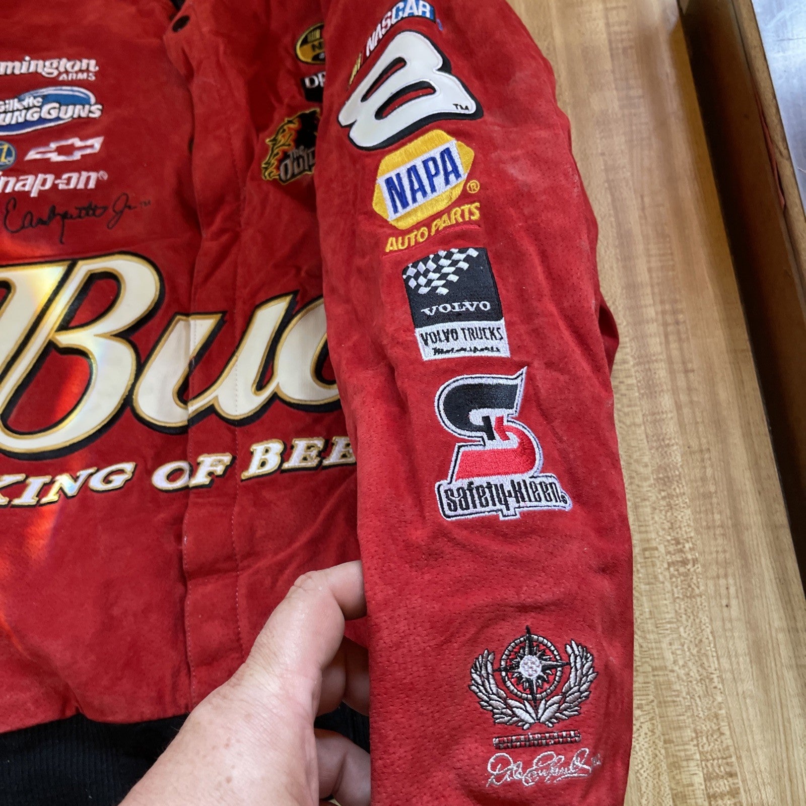 Chase Authentics JH Design Budweiser King Of Beers Jacket Medium 