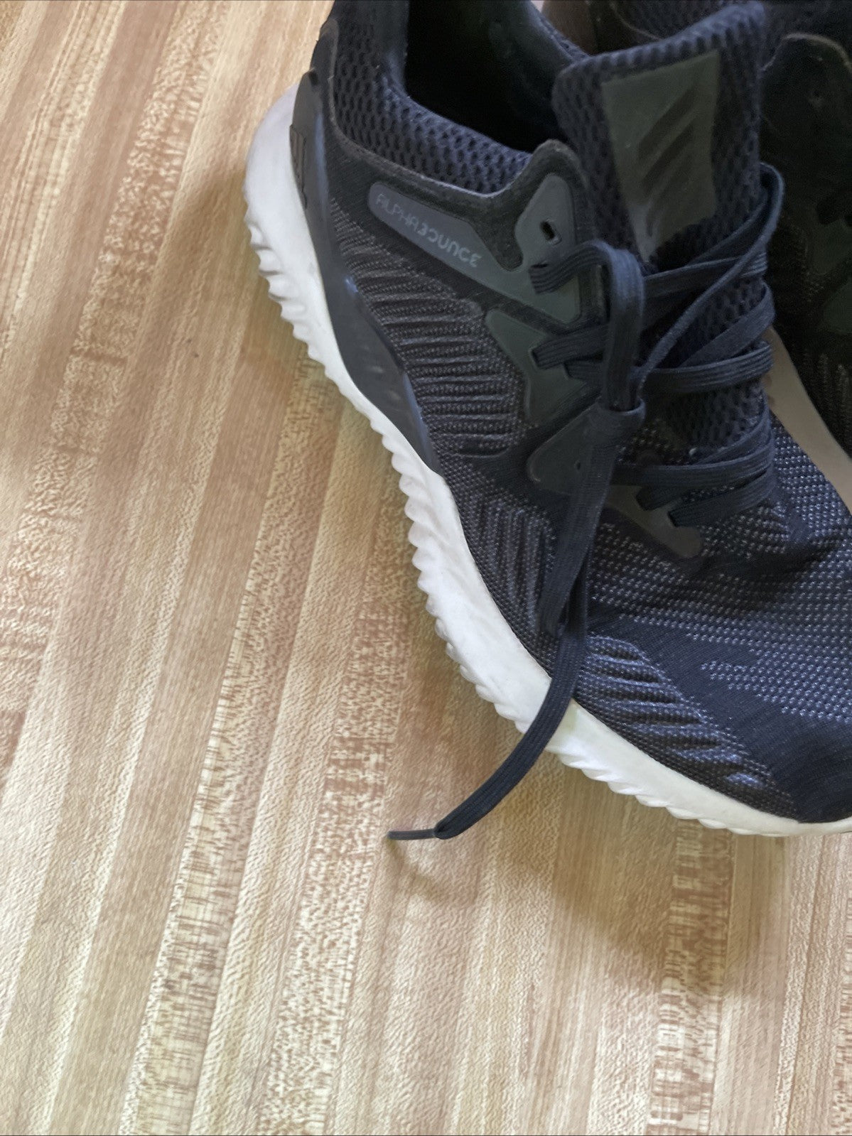 Adidas Alphabounce Continental Size 8.5