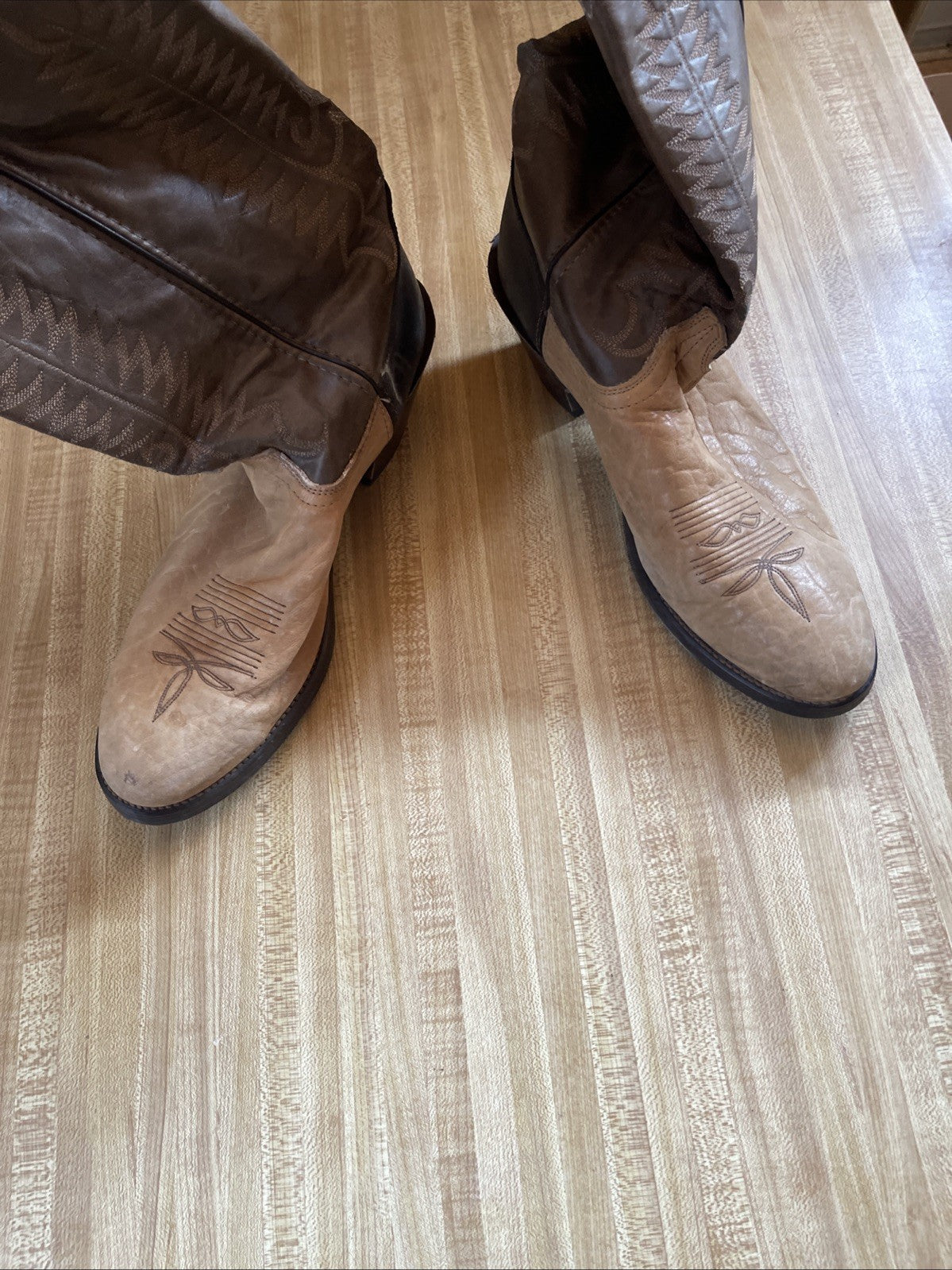 laredo cowboy boots 13 D
