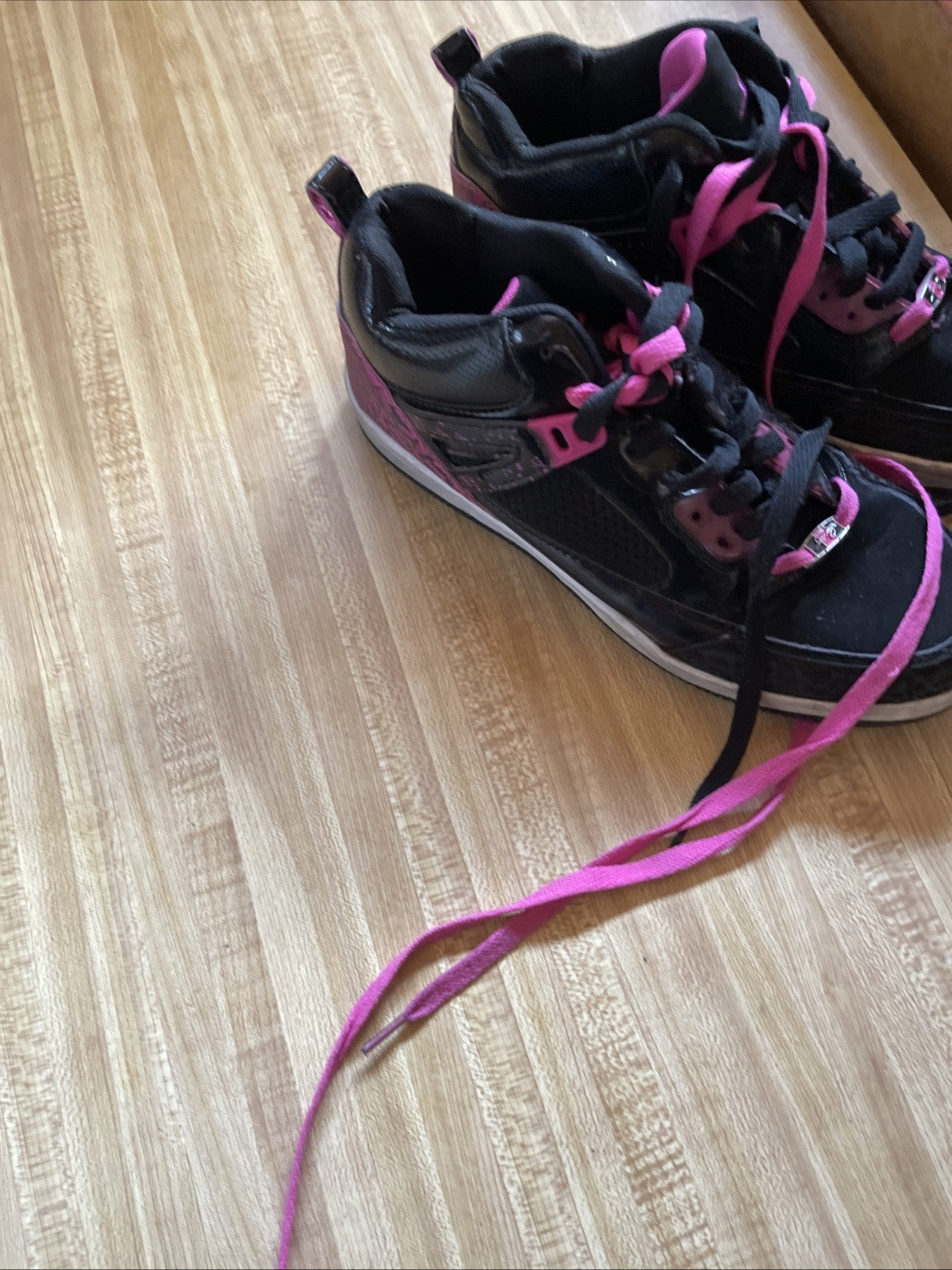 Fubu Sneakers 8.5