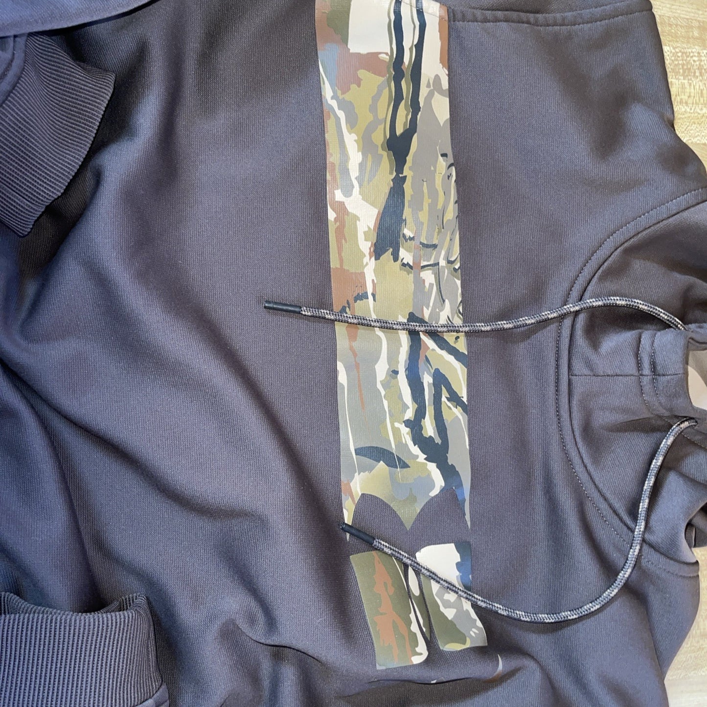 Under Armour Camo Hoodie XL