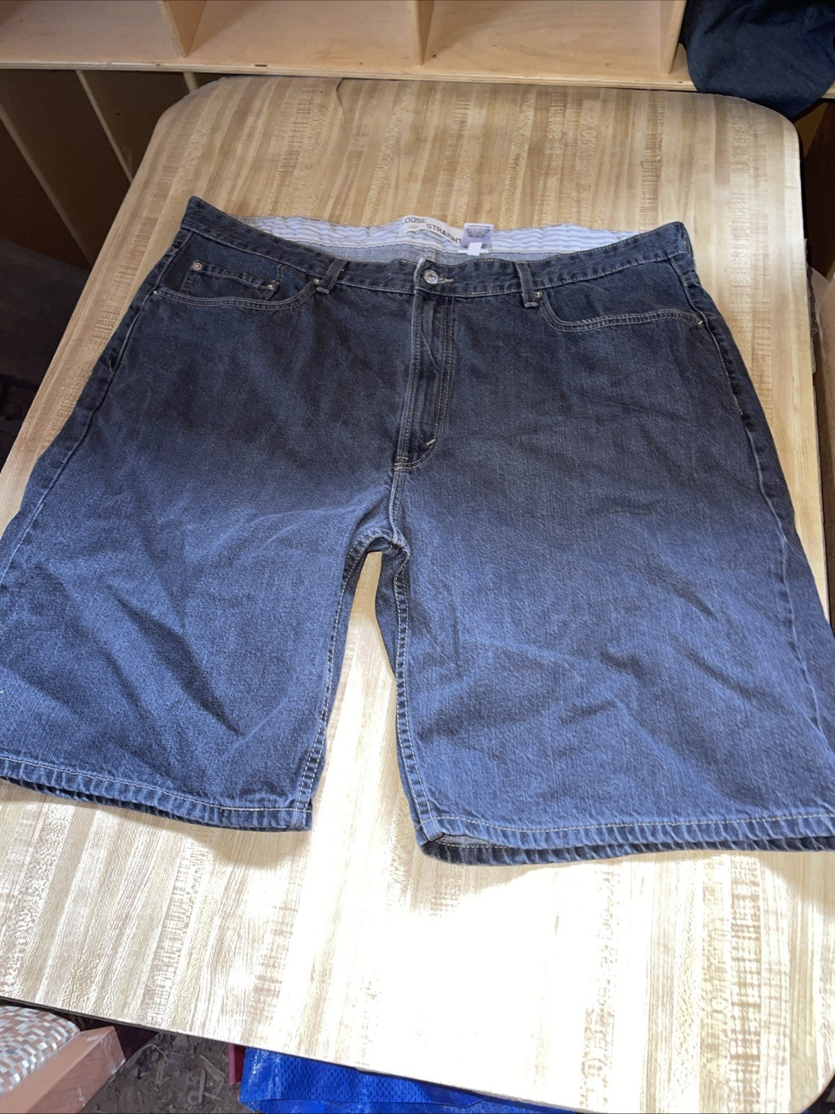 Levi’s 569 Loose Straight Jorts 42