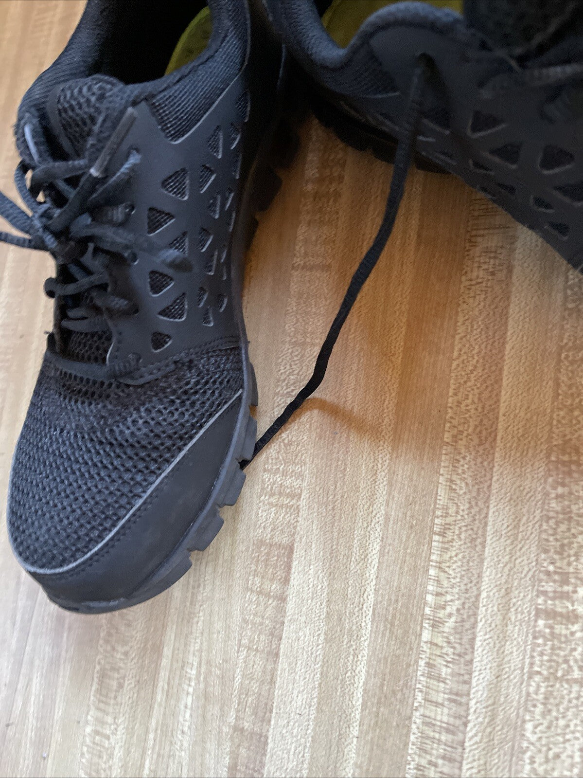 Reebok Women’s Sneakers 8.5