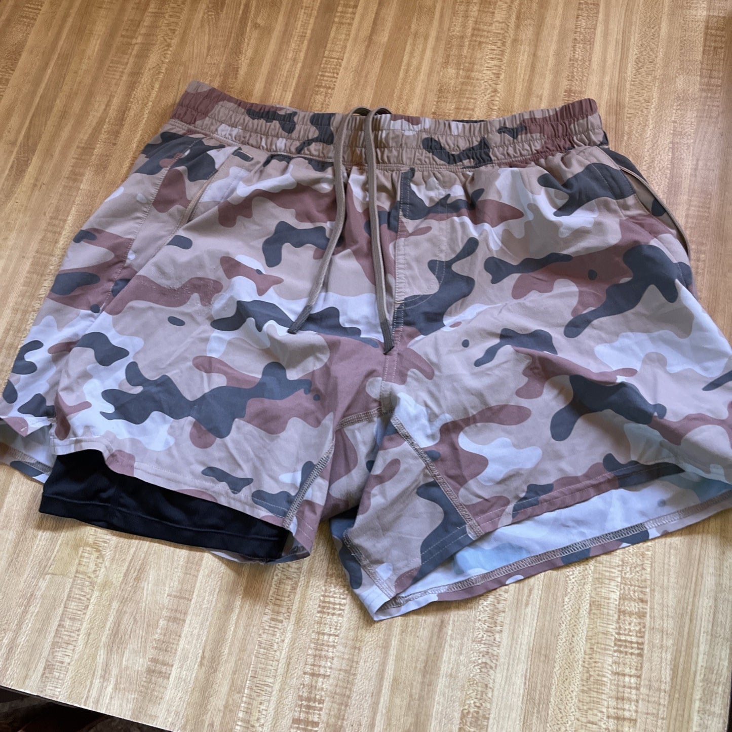 Barbell Camo Shorts XL