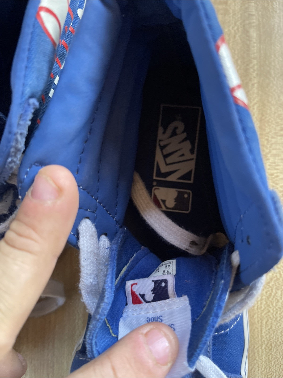 LA Dodgers Vans Men’s 7.5 Women’s 9