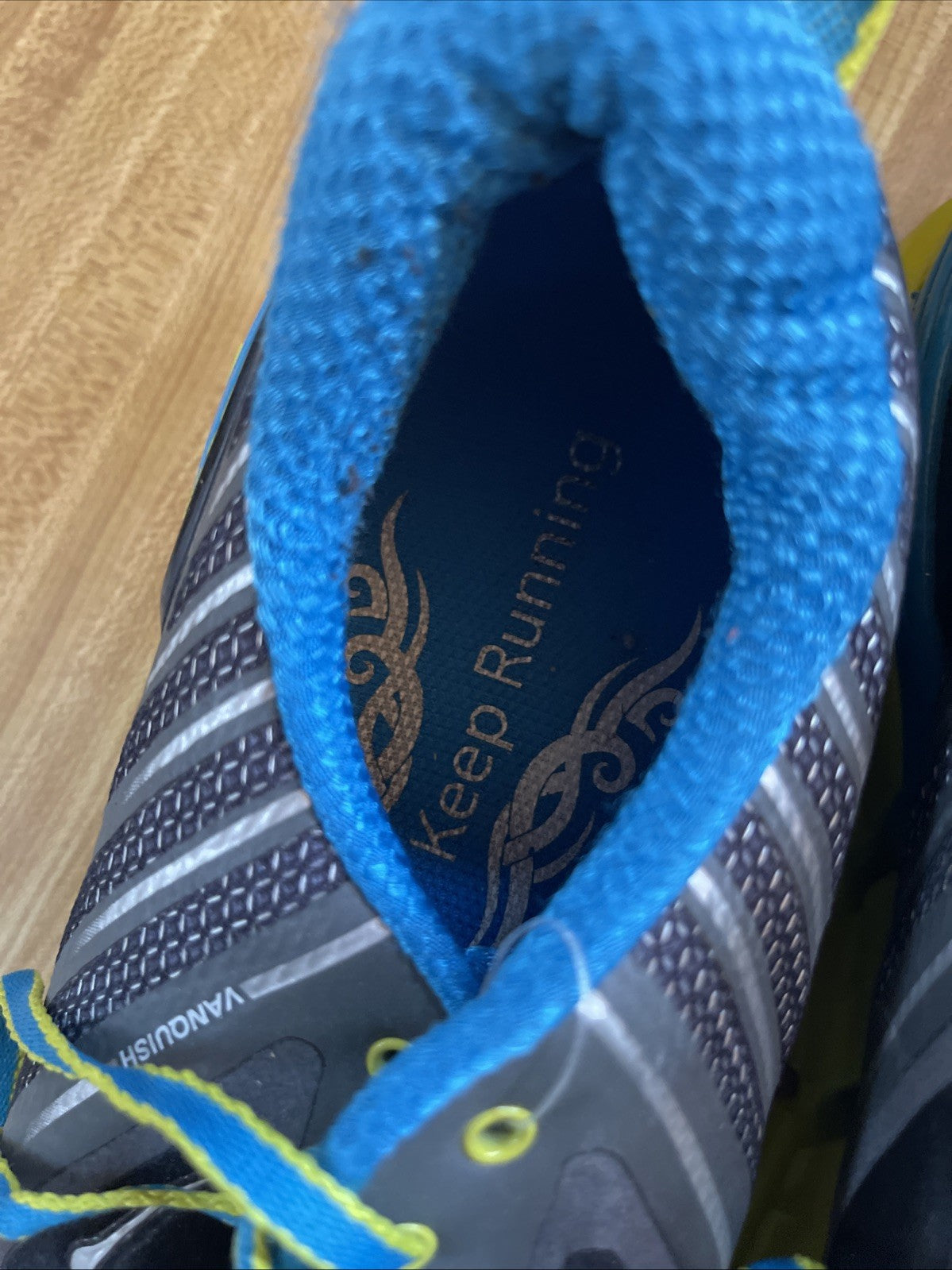 Hoka One One Sneakers 12
