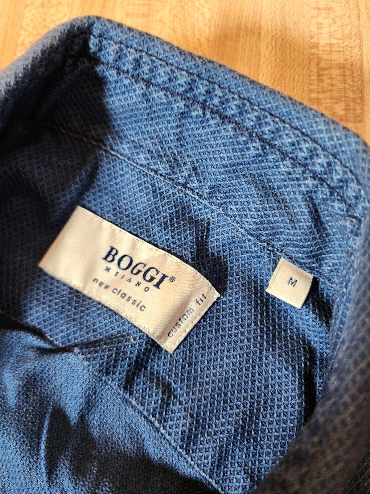 Boggi Button Up Medium 