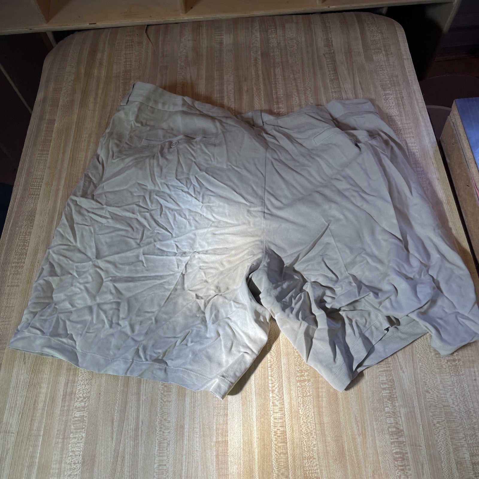 Tommy Bahama Shorts 44