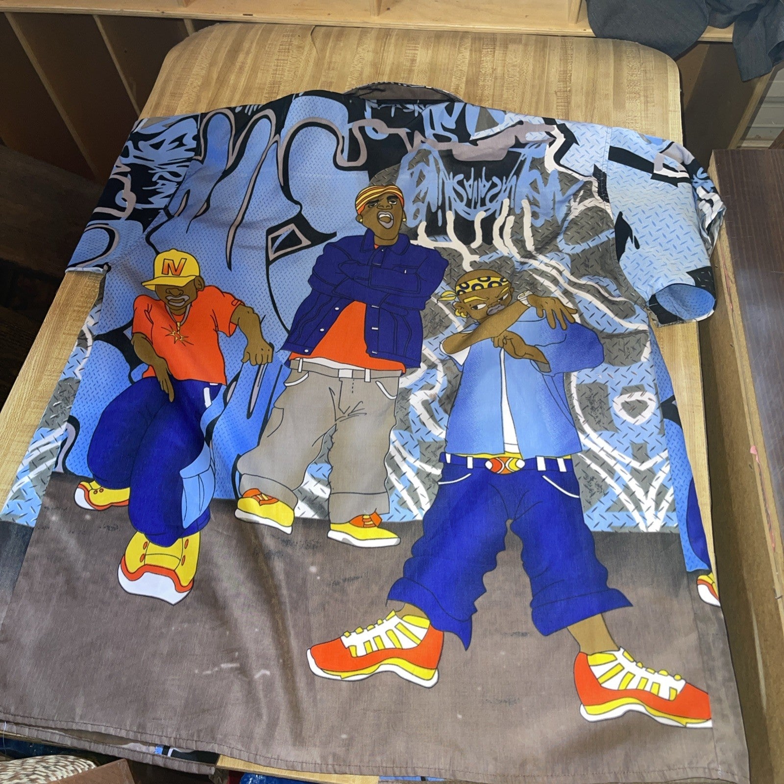 Vintage Button Up XL Streetwear Hiphop Graffiti AOP