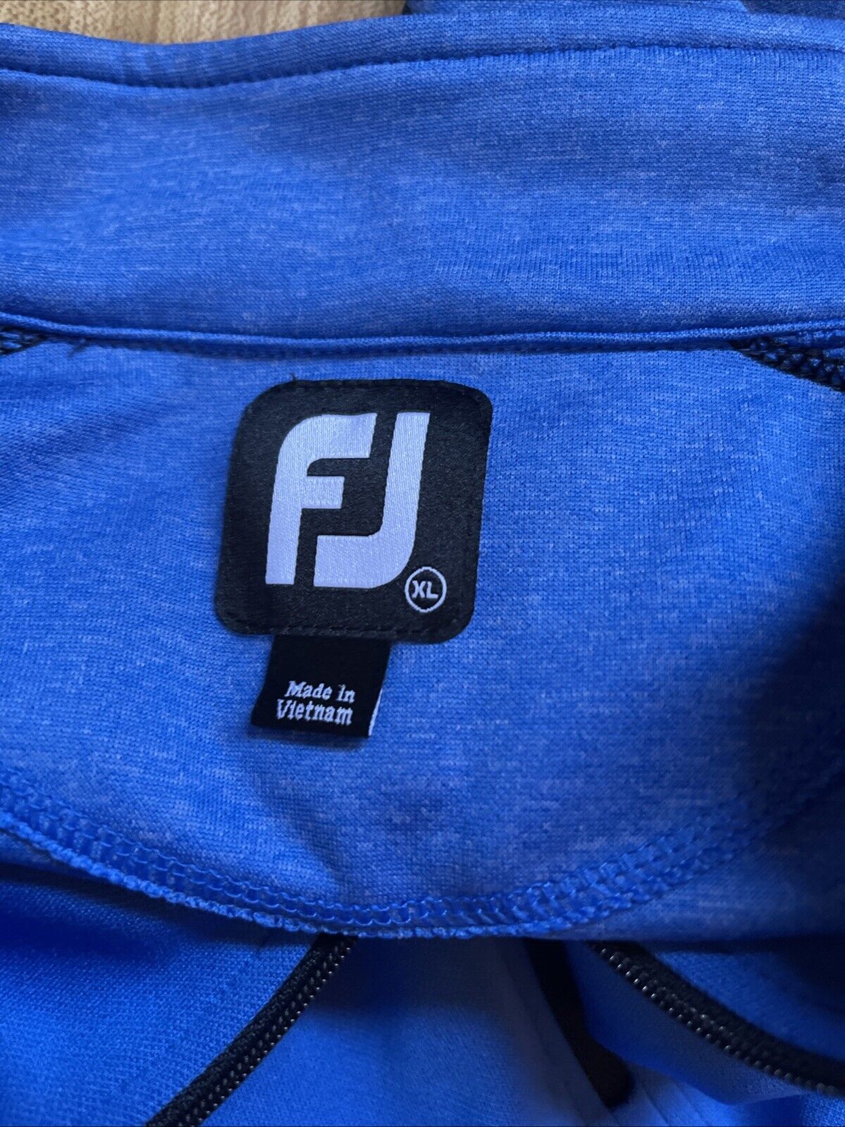 FJ Quarter Zip Summit Logo XL See Pictures