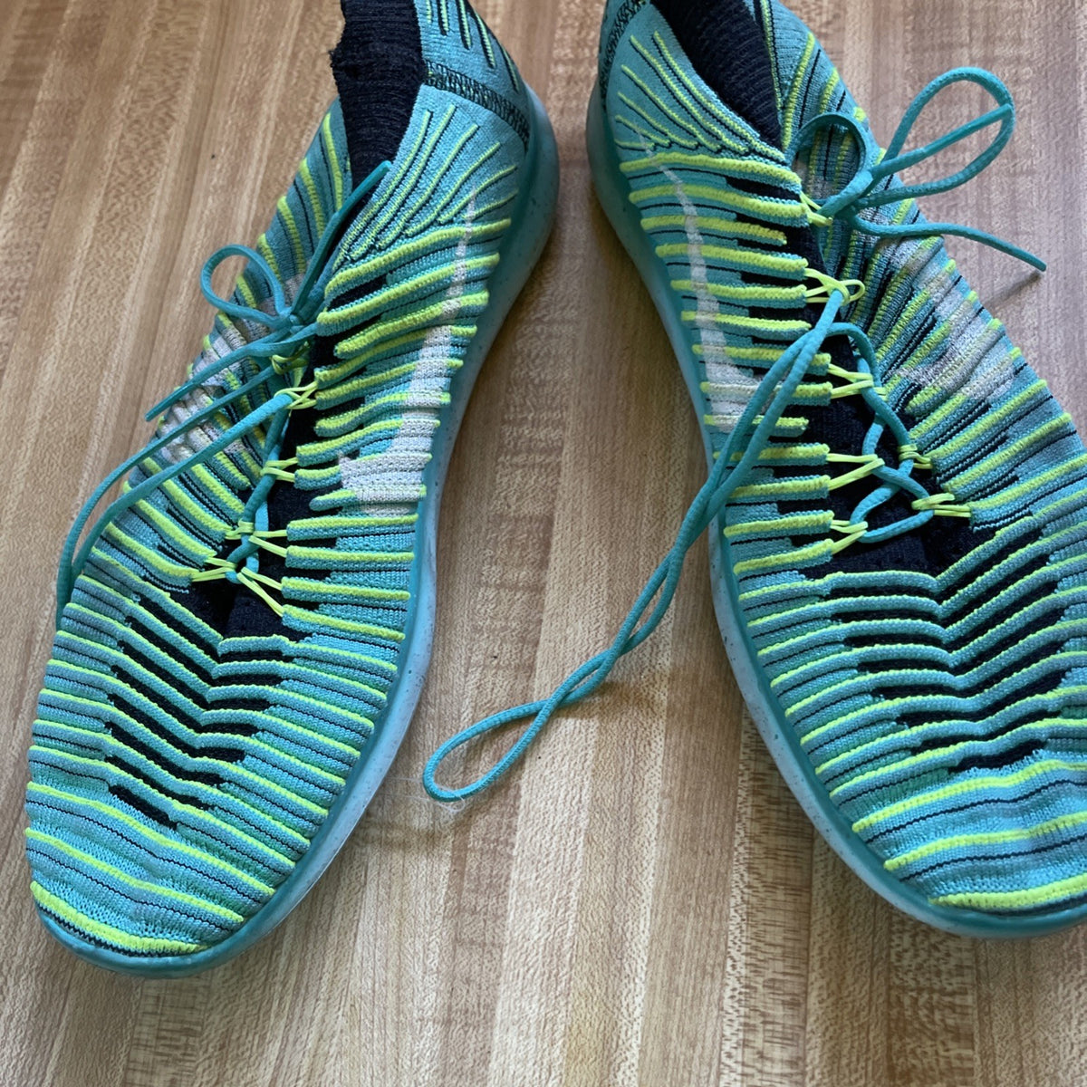 nike free rn motion flyknit 9.5