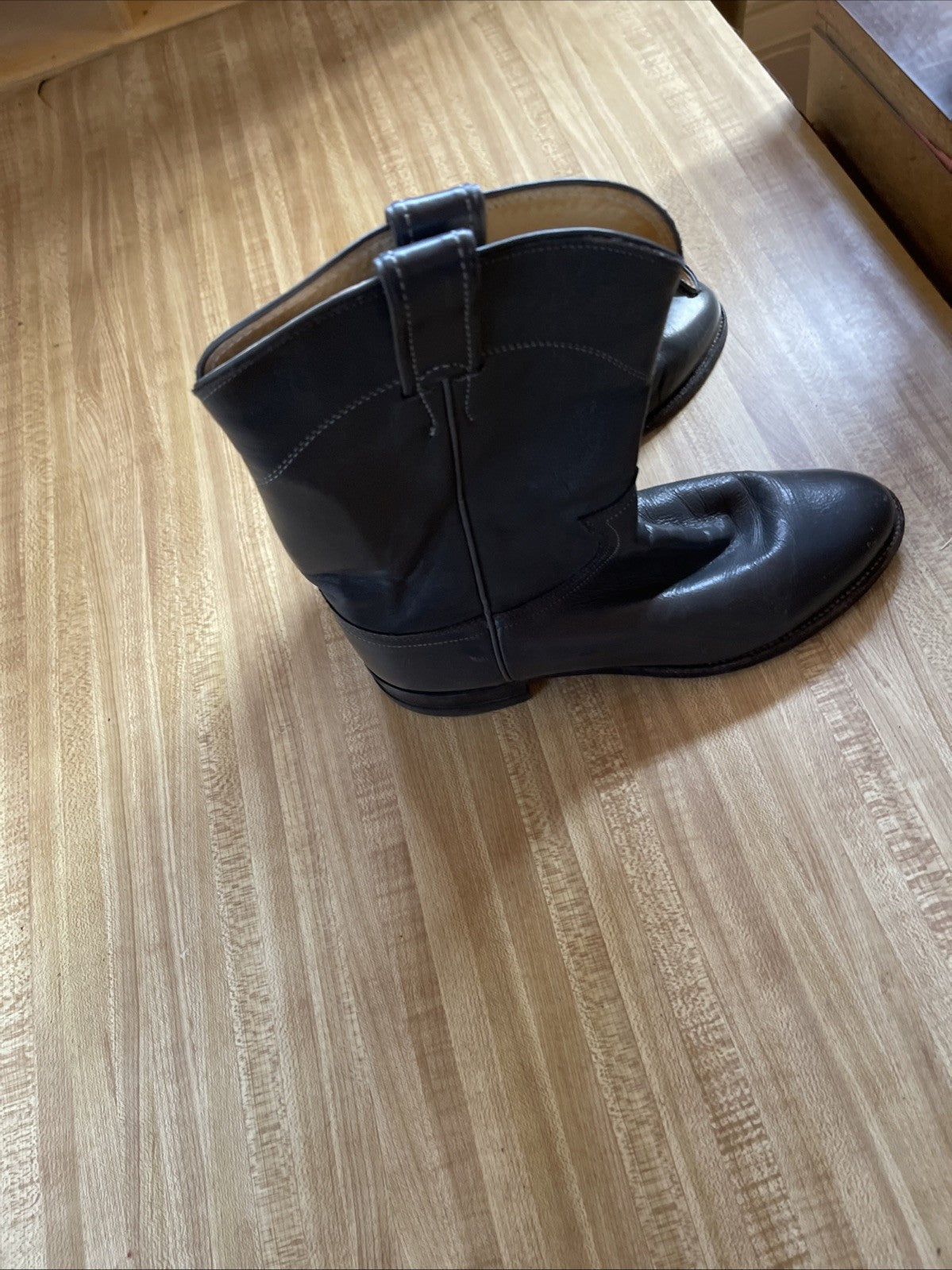 Justin Cowboy Boots 7.5 D