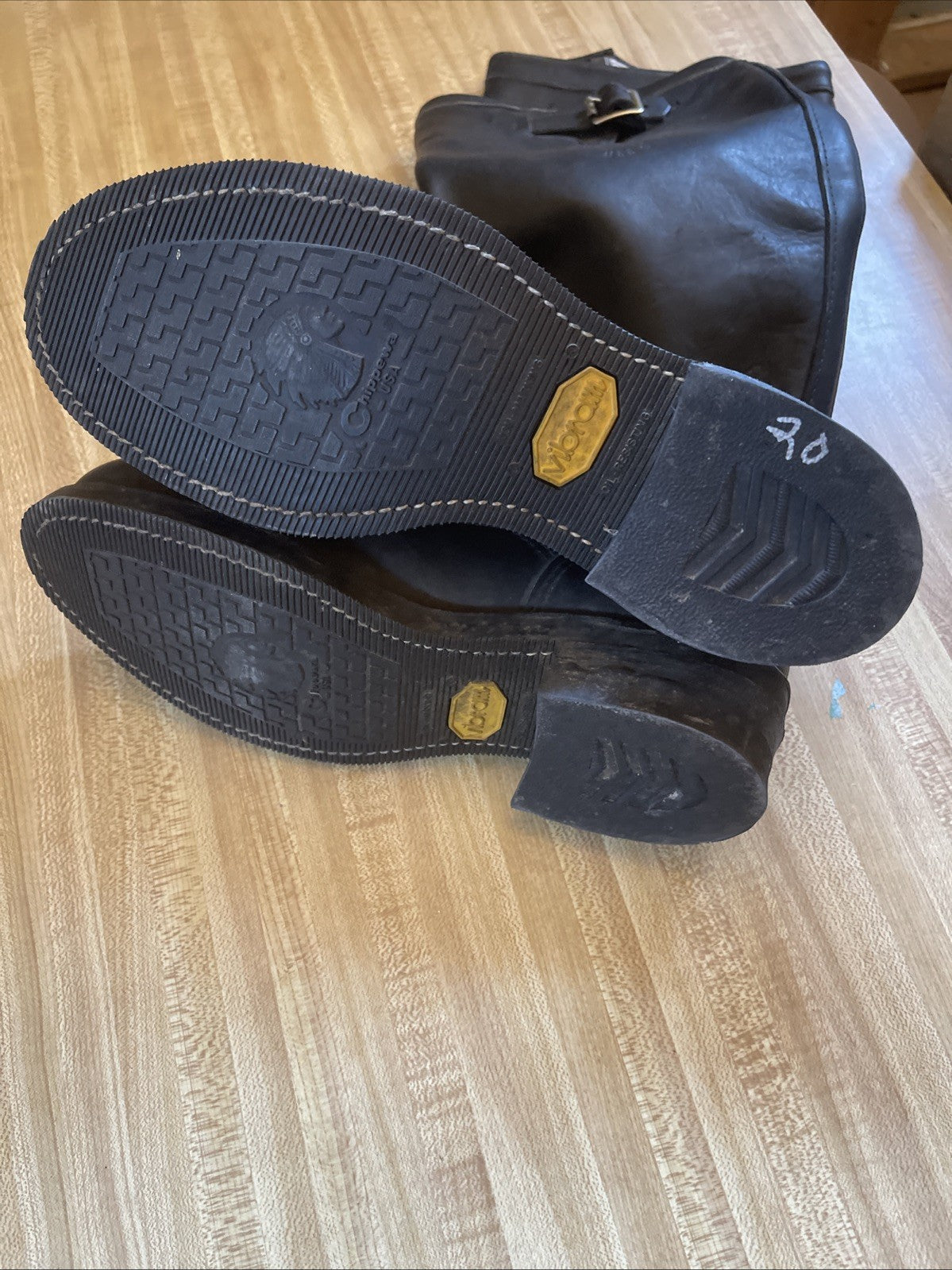 Chippewa Motorcycle Boots 8.5 E Vibram Soles Oil Resistant