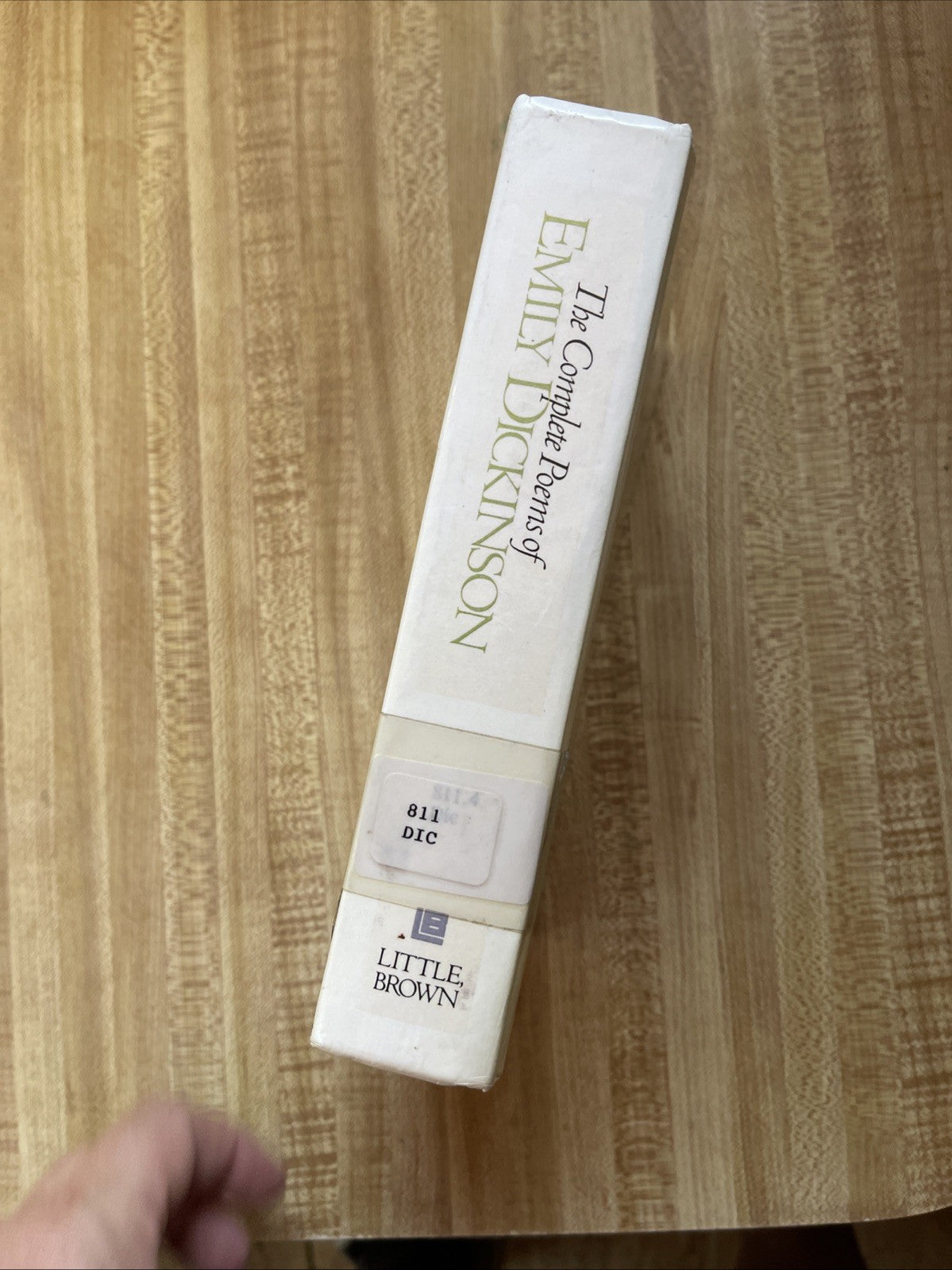 the complete poems of emily dickinson Hardcover 