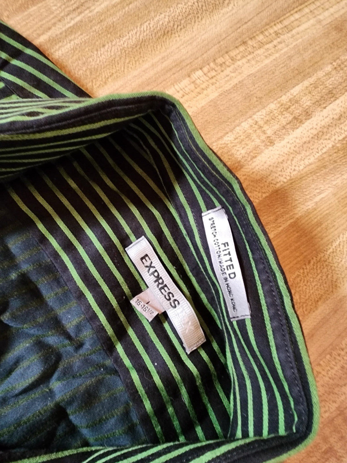 Express Button Up Large 