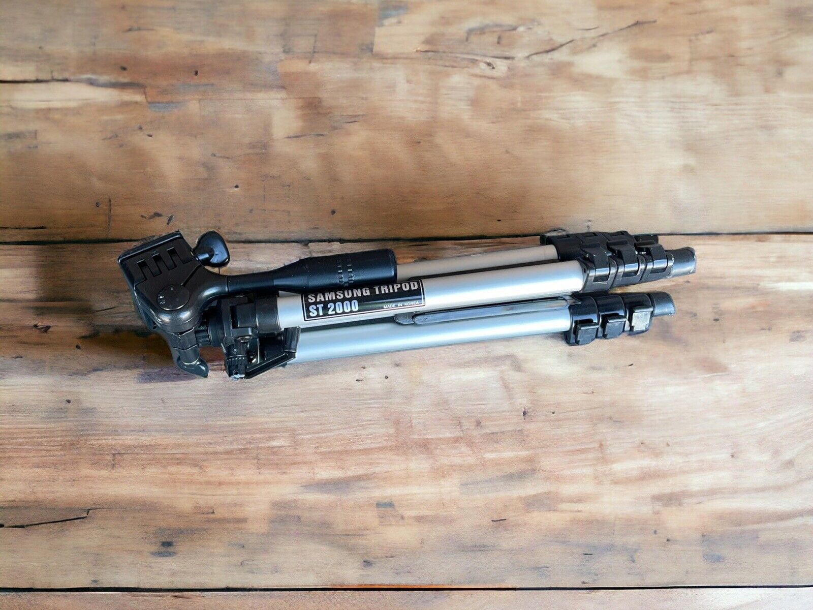 Samsung Tripod ST 2000