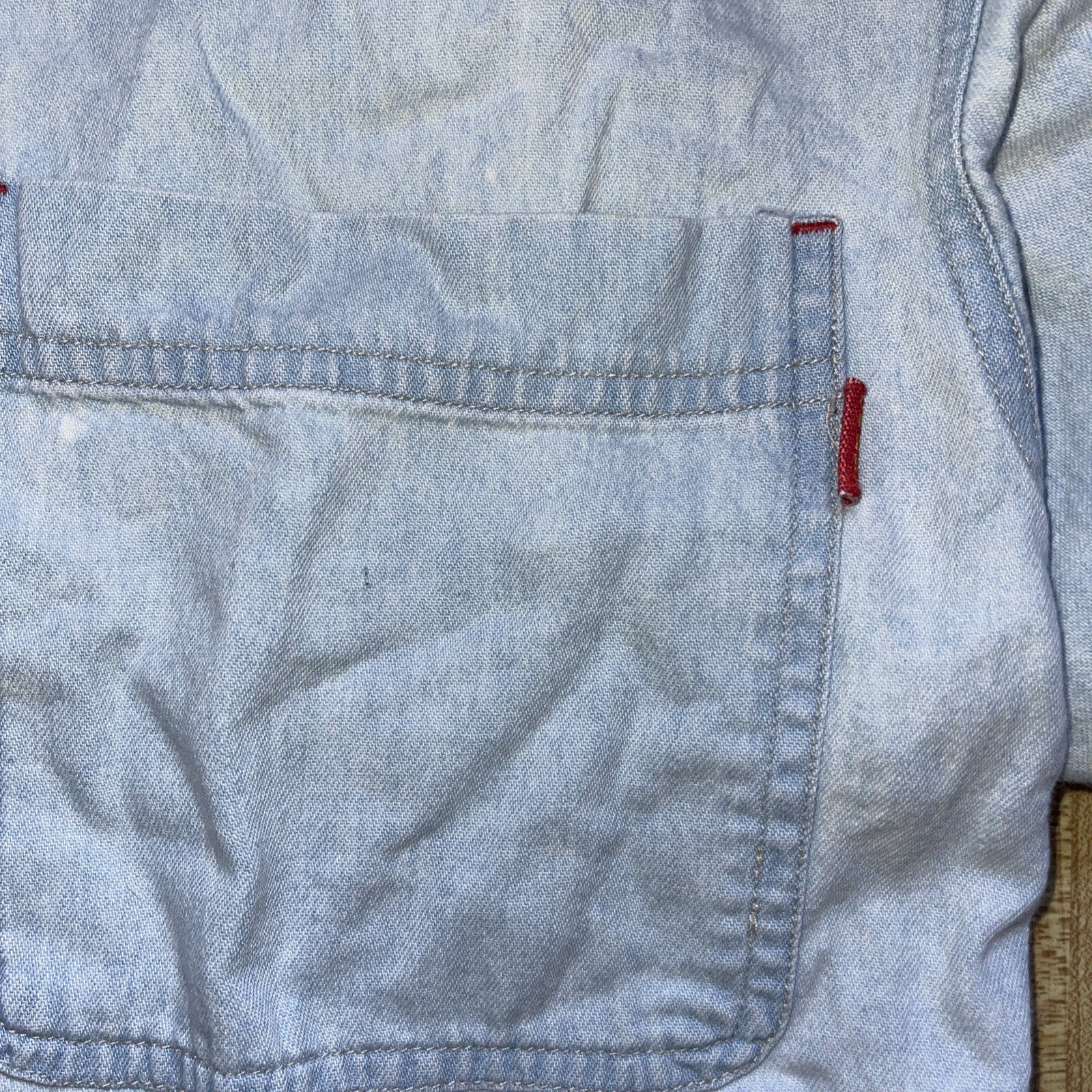 Bugle Boy Gold Crest Button Up Large 