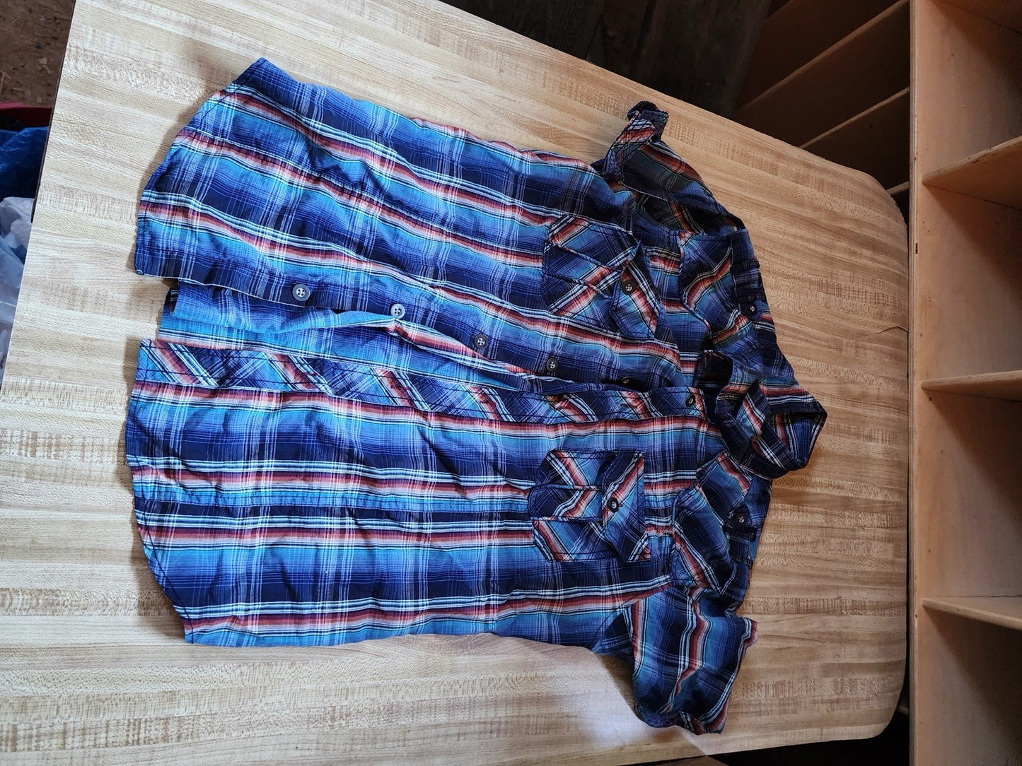 Various Artists Short Sleeve Button Up Medium 