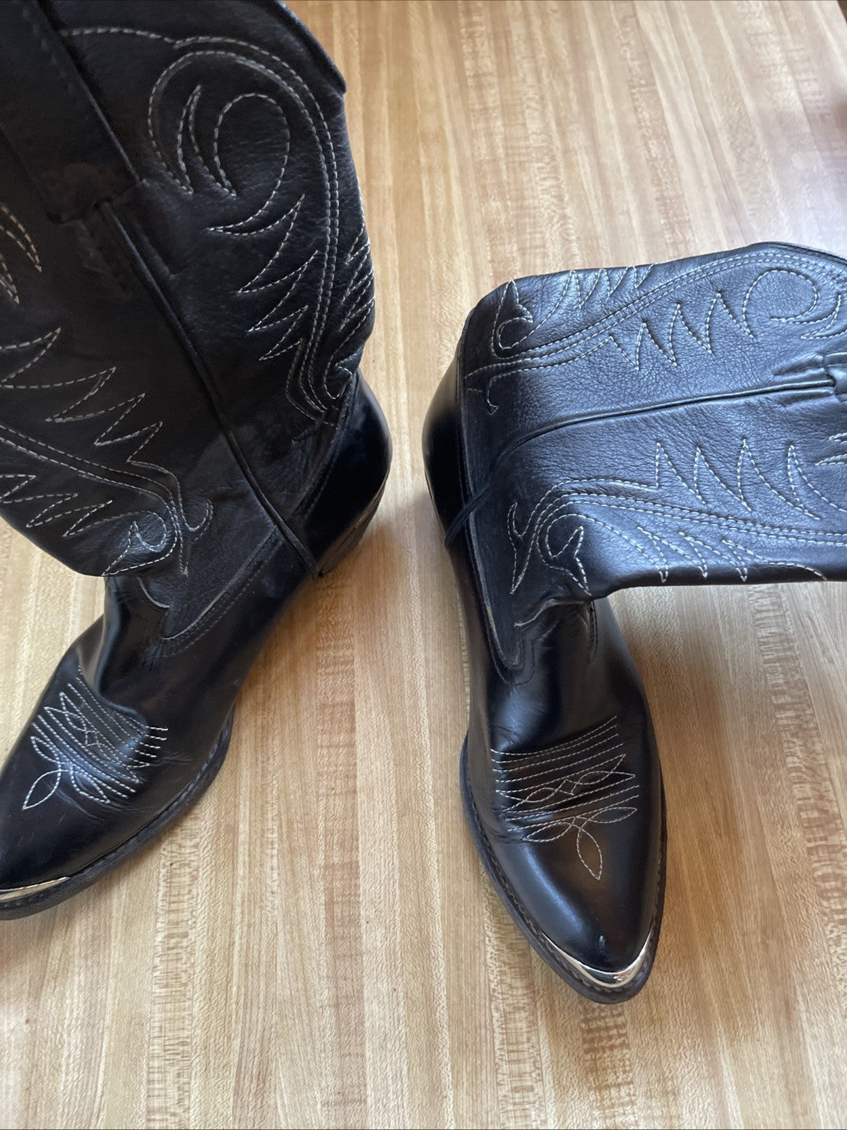 Soonhung Cowboy Boots 7.5